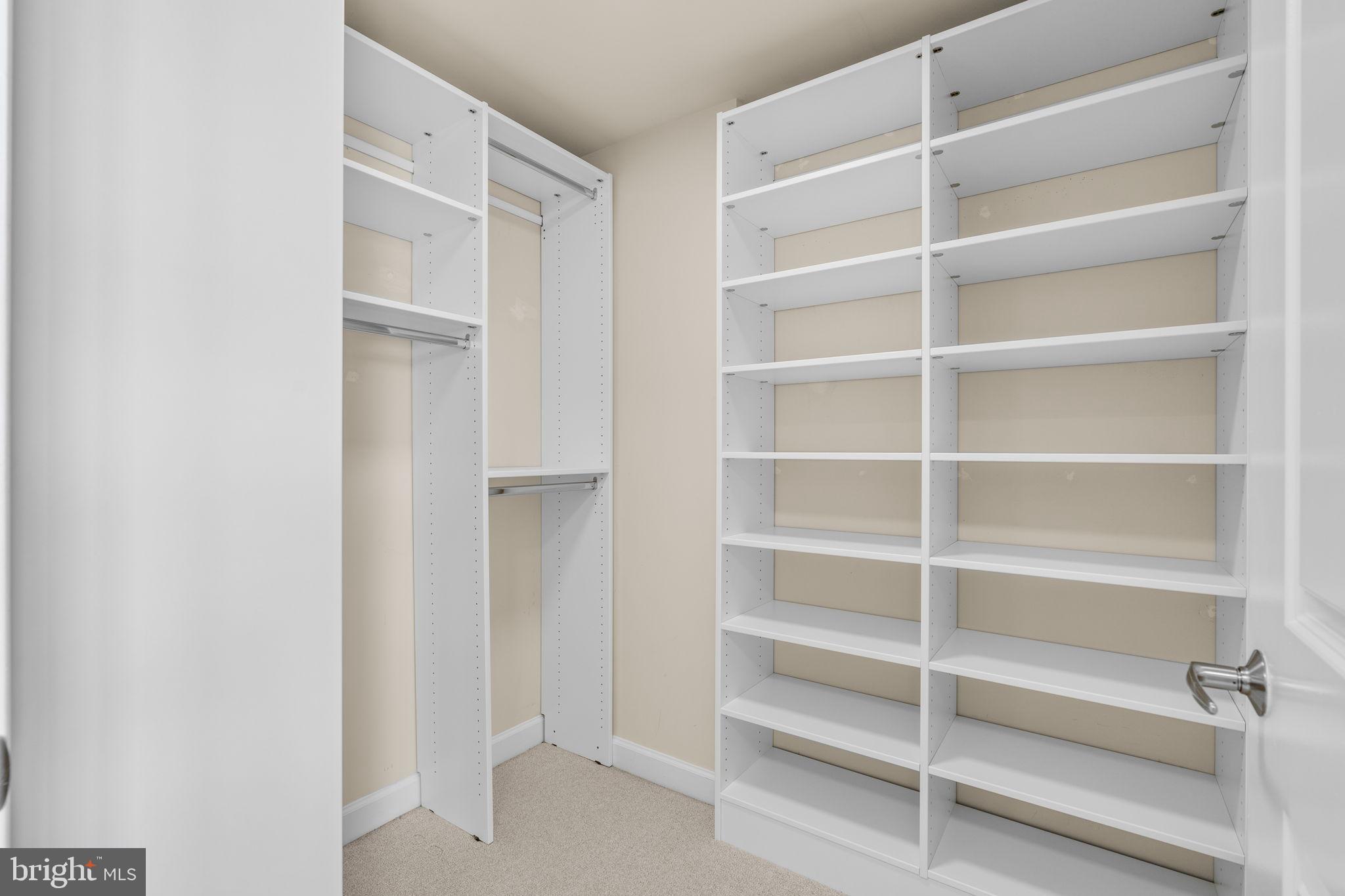 5750 BOU AVENUE 1111