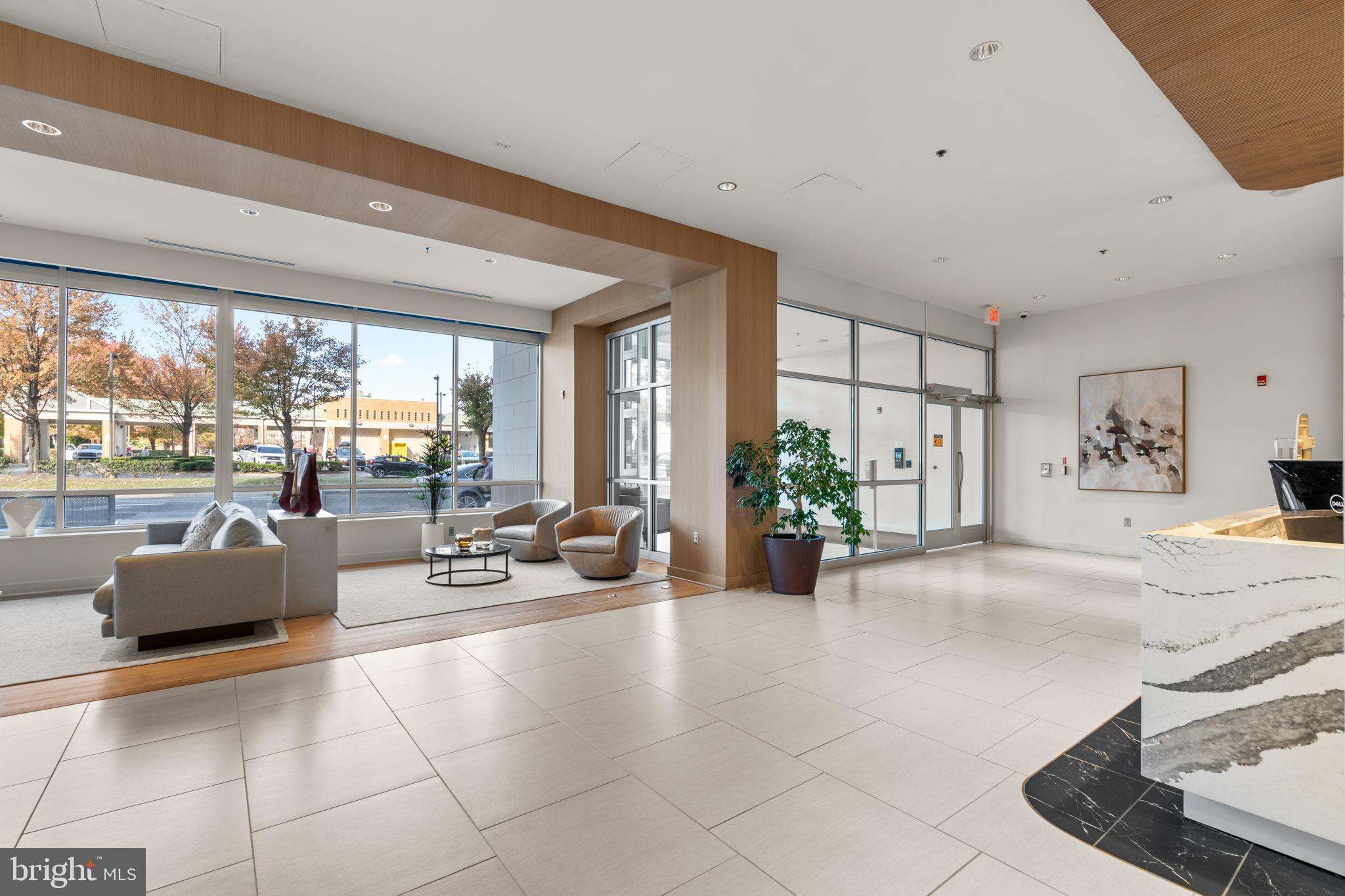 5750 BOU AVENUE 1111