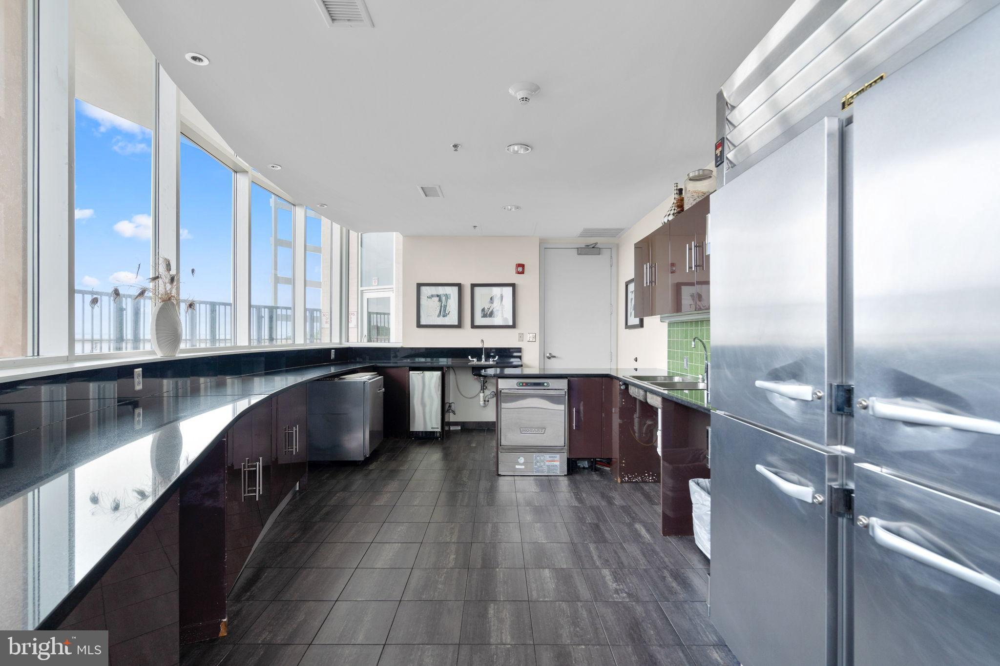 5750 BOU AVENUE 1111