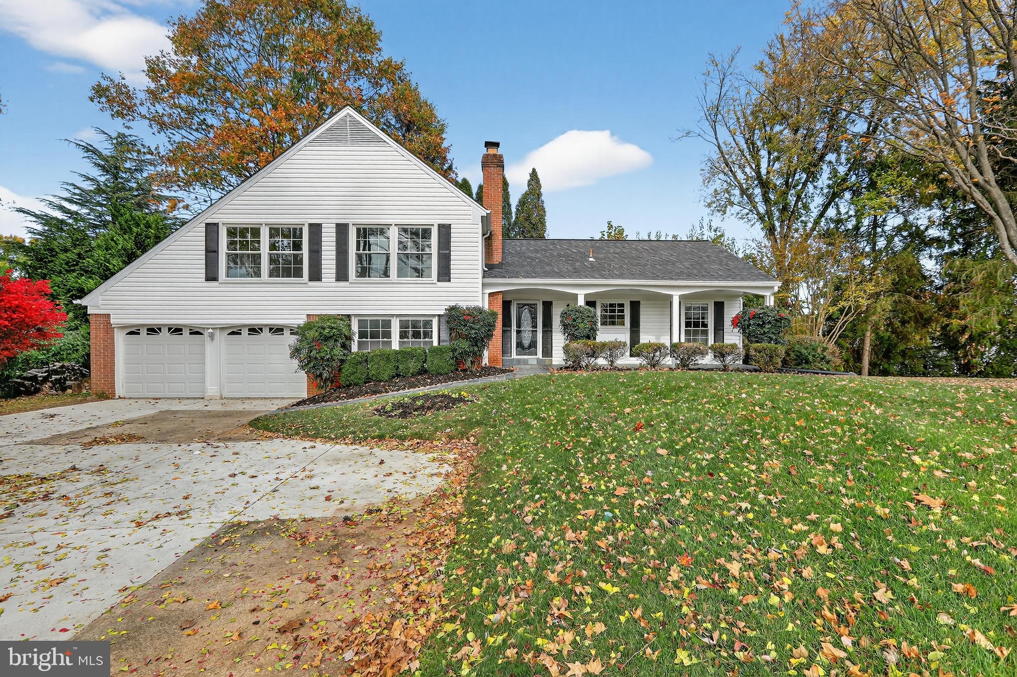 9201 WILLOW POND LANE