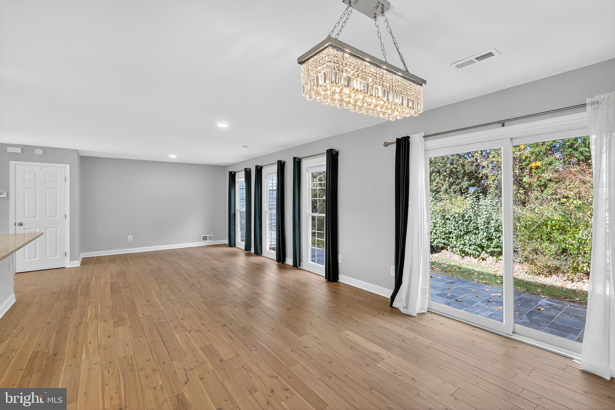 9201 WILLOW POND LANE