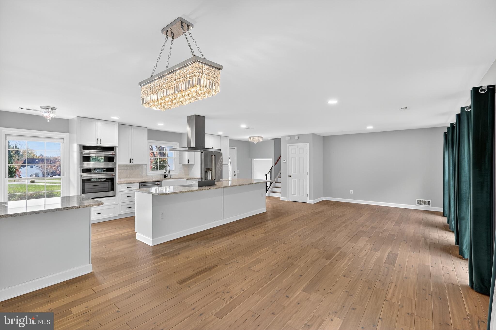 9201 WILLOW POND LANE