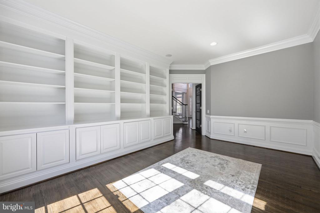 419 NATURE LANE
