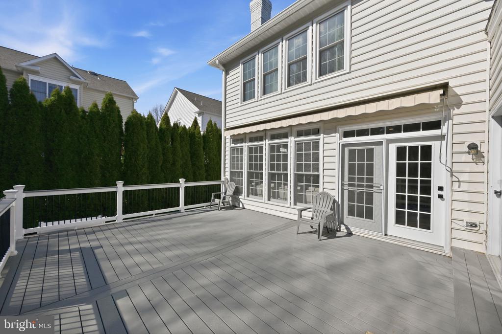 419 NATURE LANE