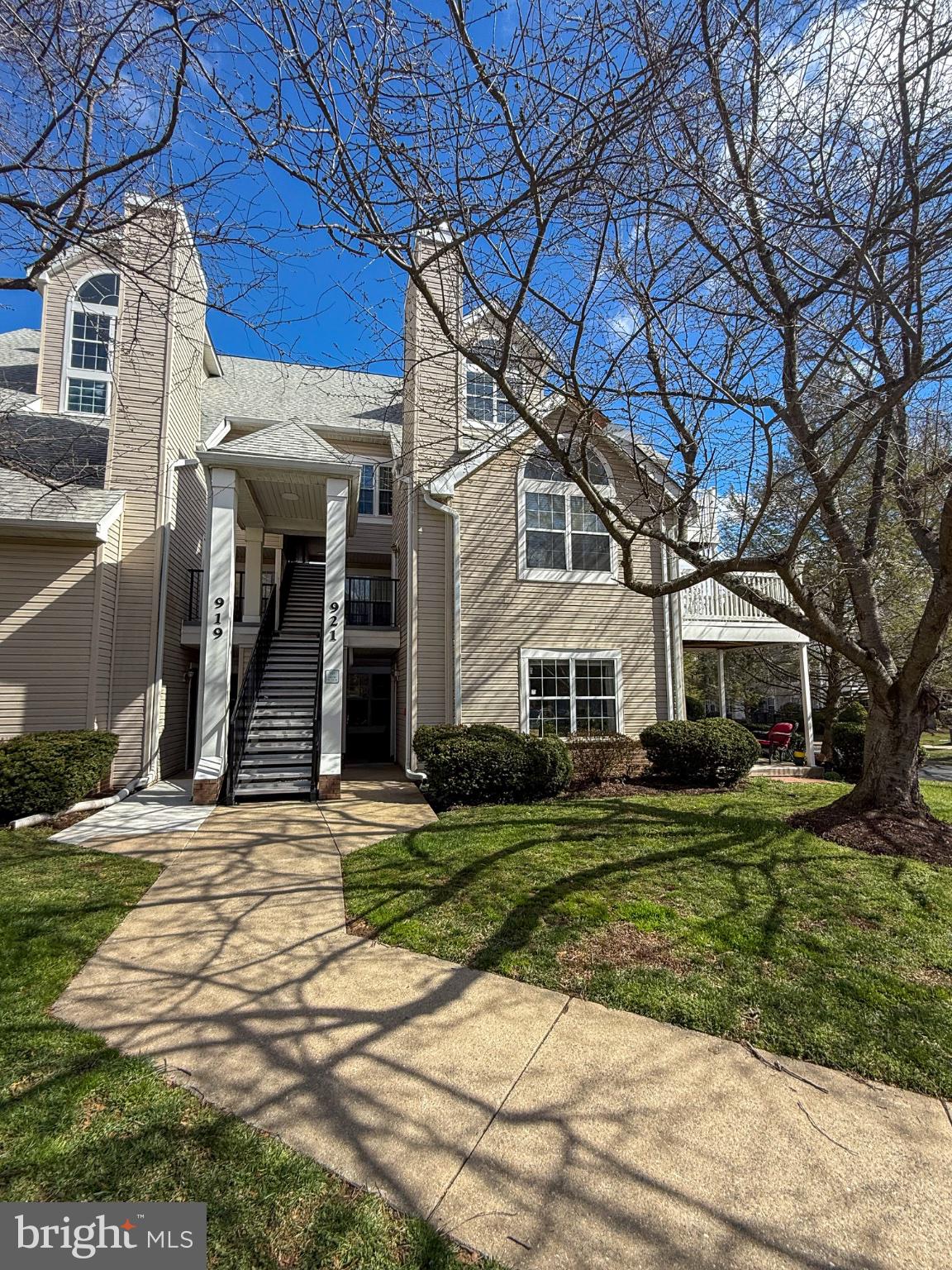 921 HILLSIDE LAKE TERRACE 306