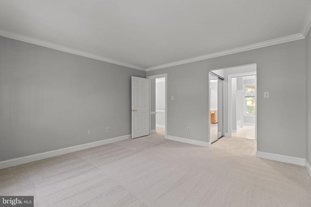 11322 CORAL GABLES DRIVE