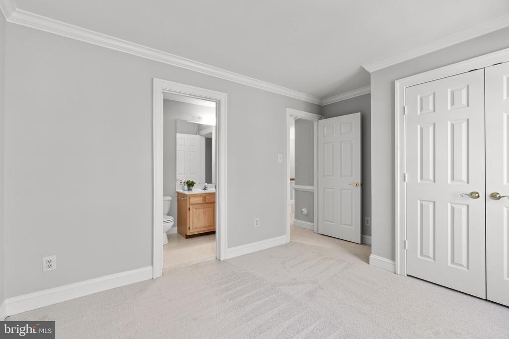 11322 CORAL GABLES DRIVE