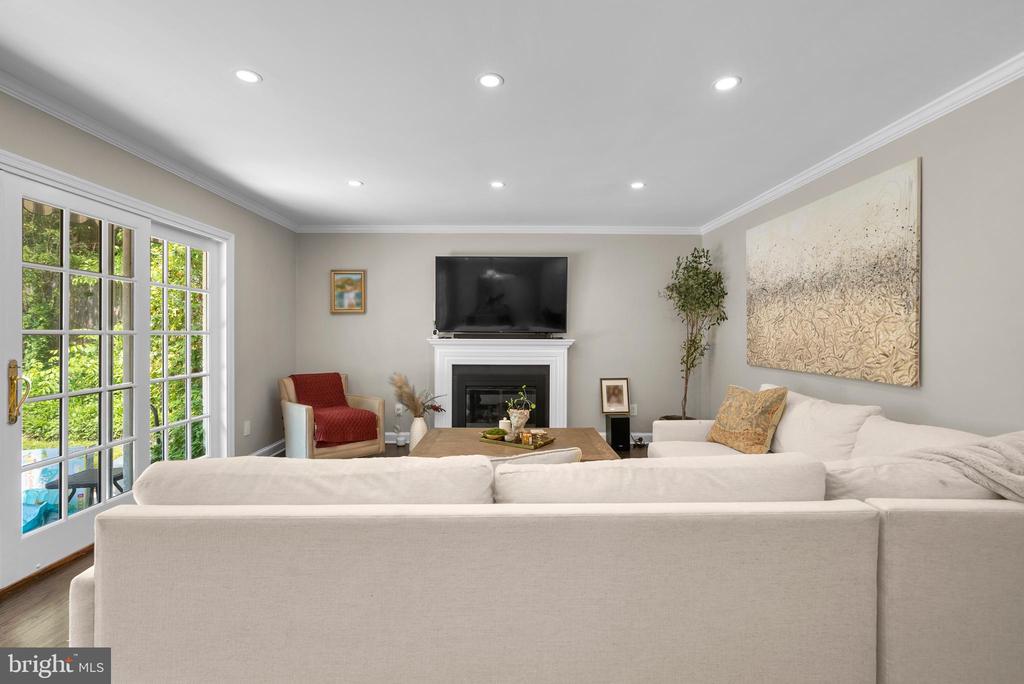 4436 CHALFONT PLACE