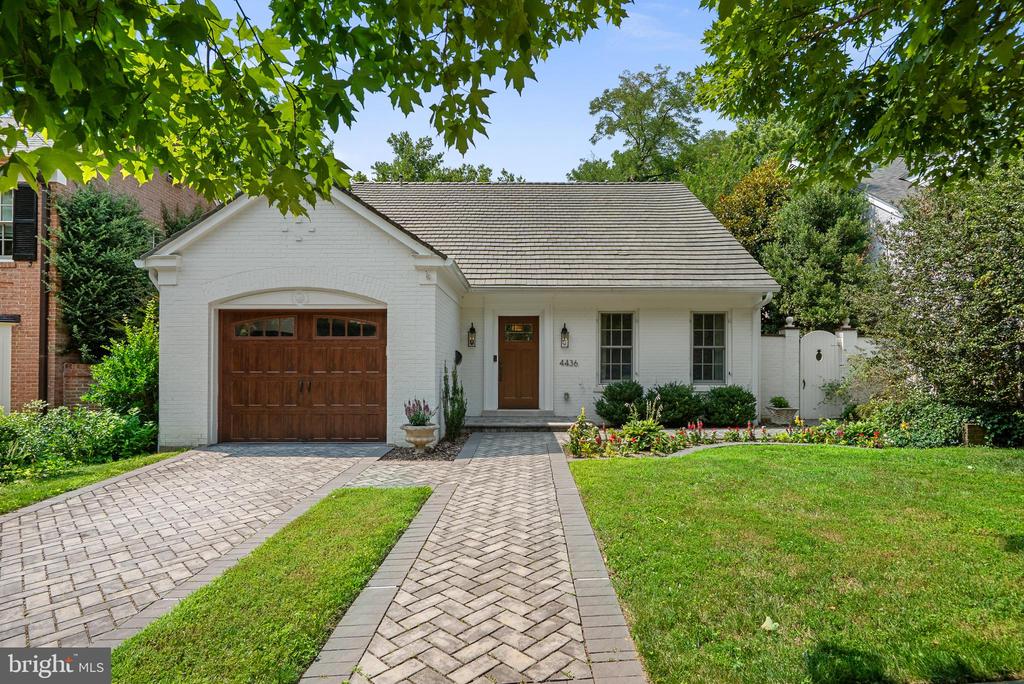 4436 CHALFONT PLACE