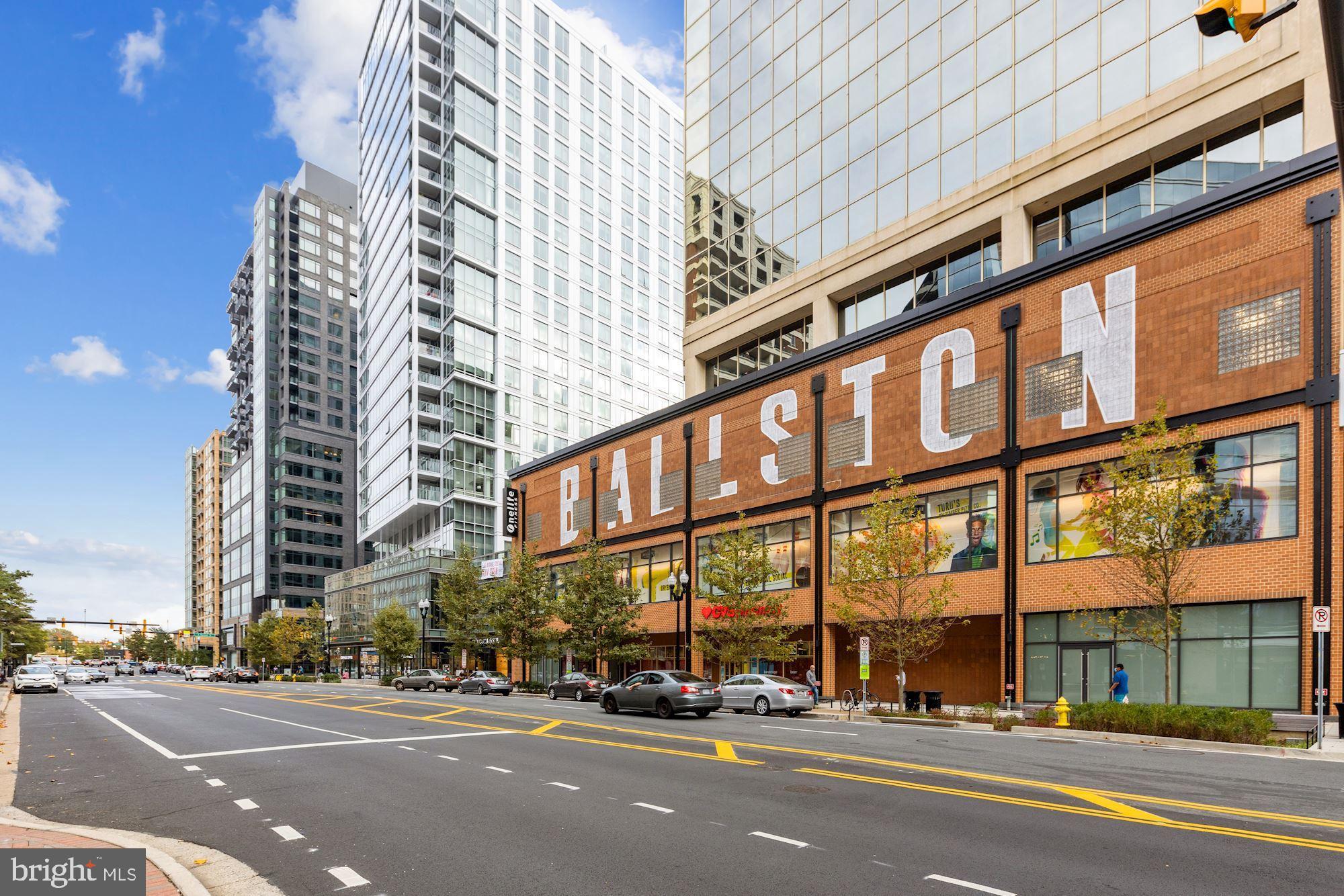 1001 N Randolph St #909