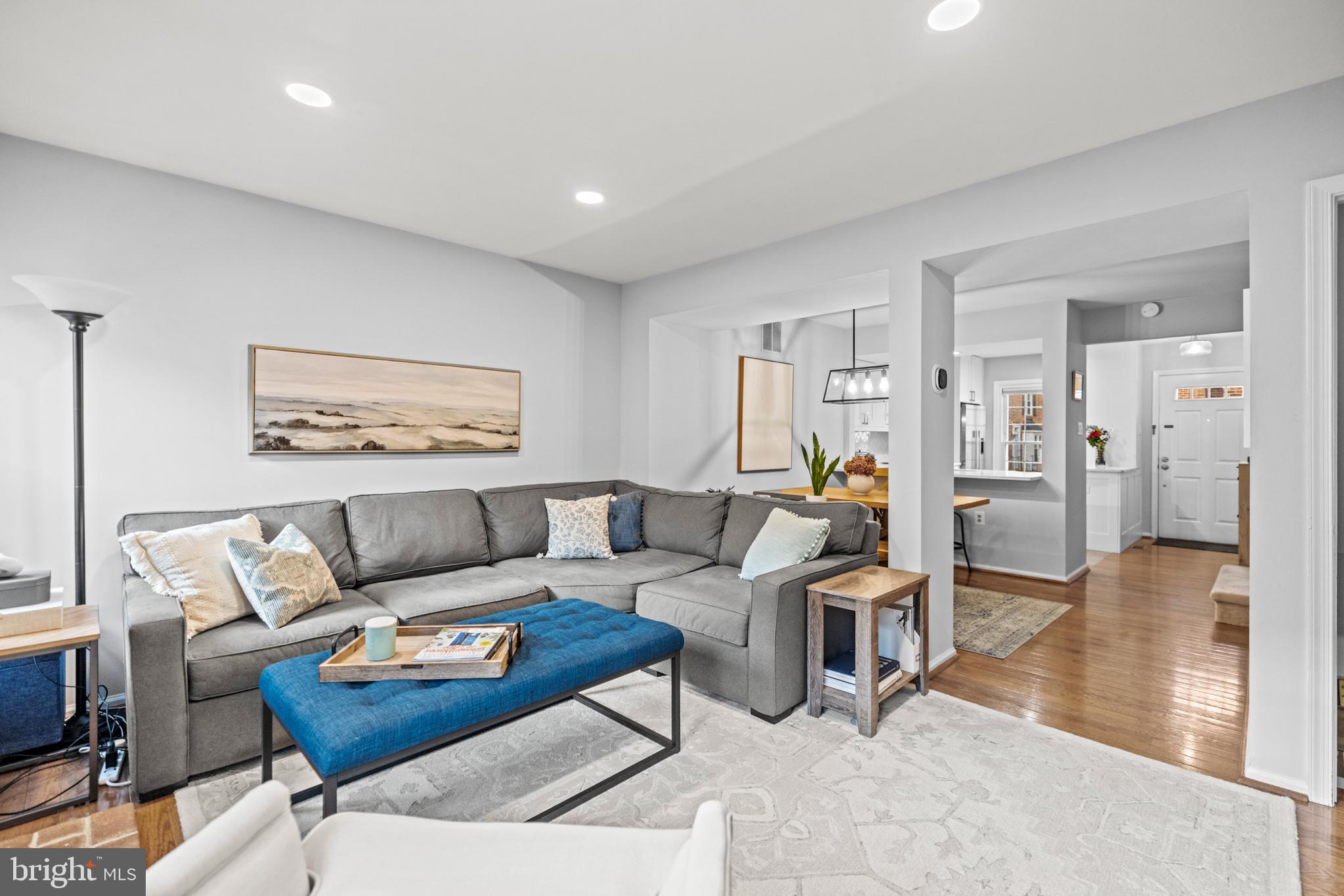 2512 S Arlington Mill Dr #5