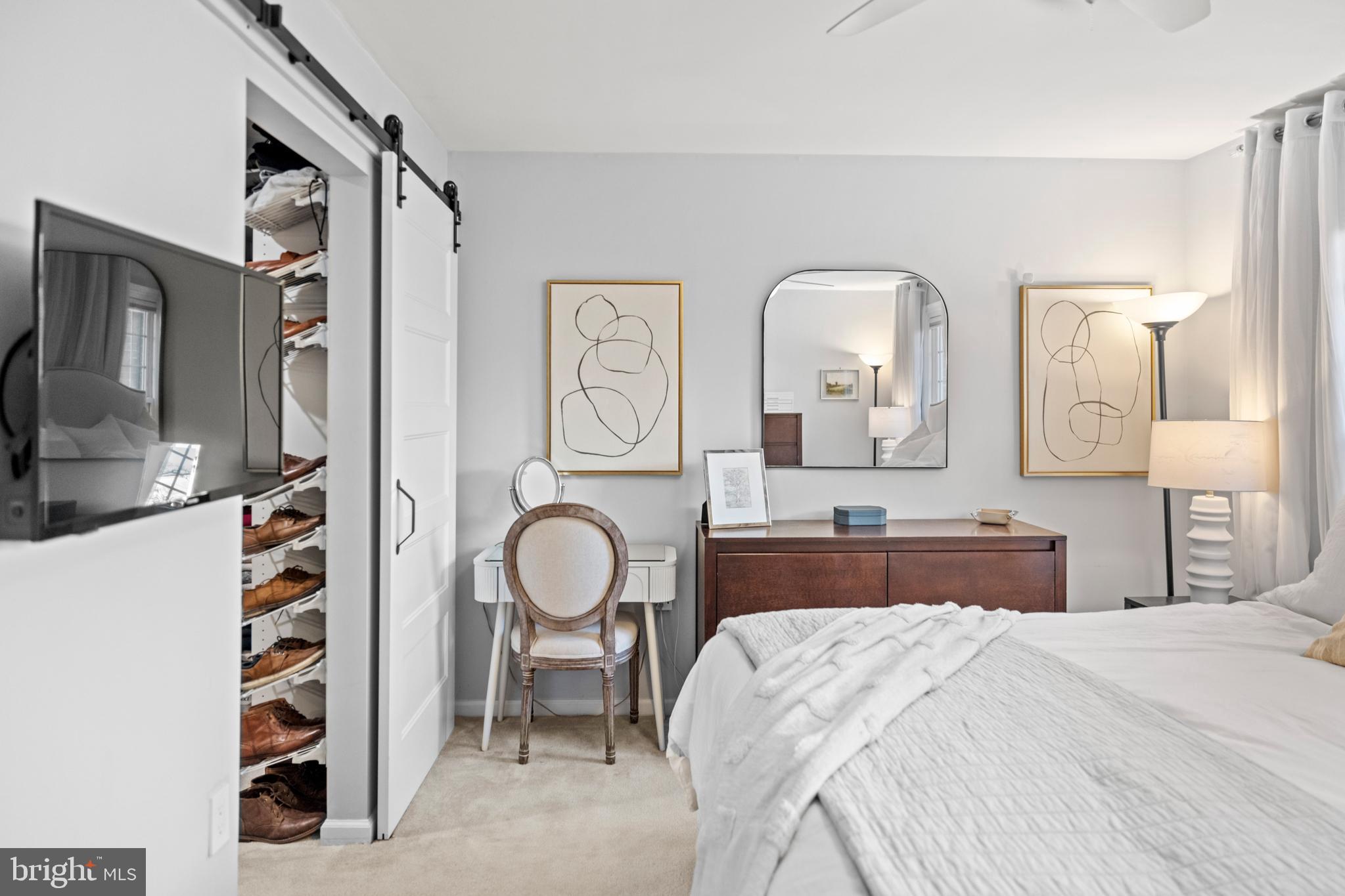 2512 S Arlington Mill Dr #5