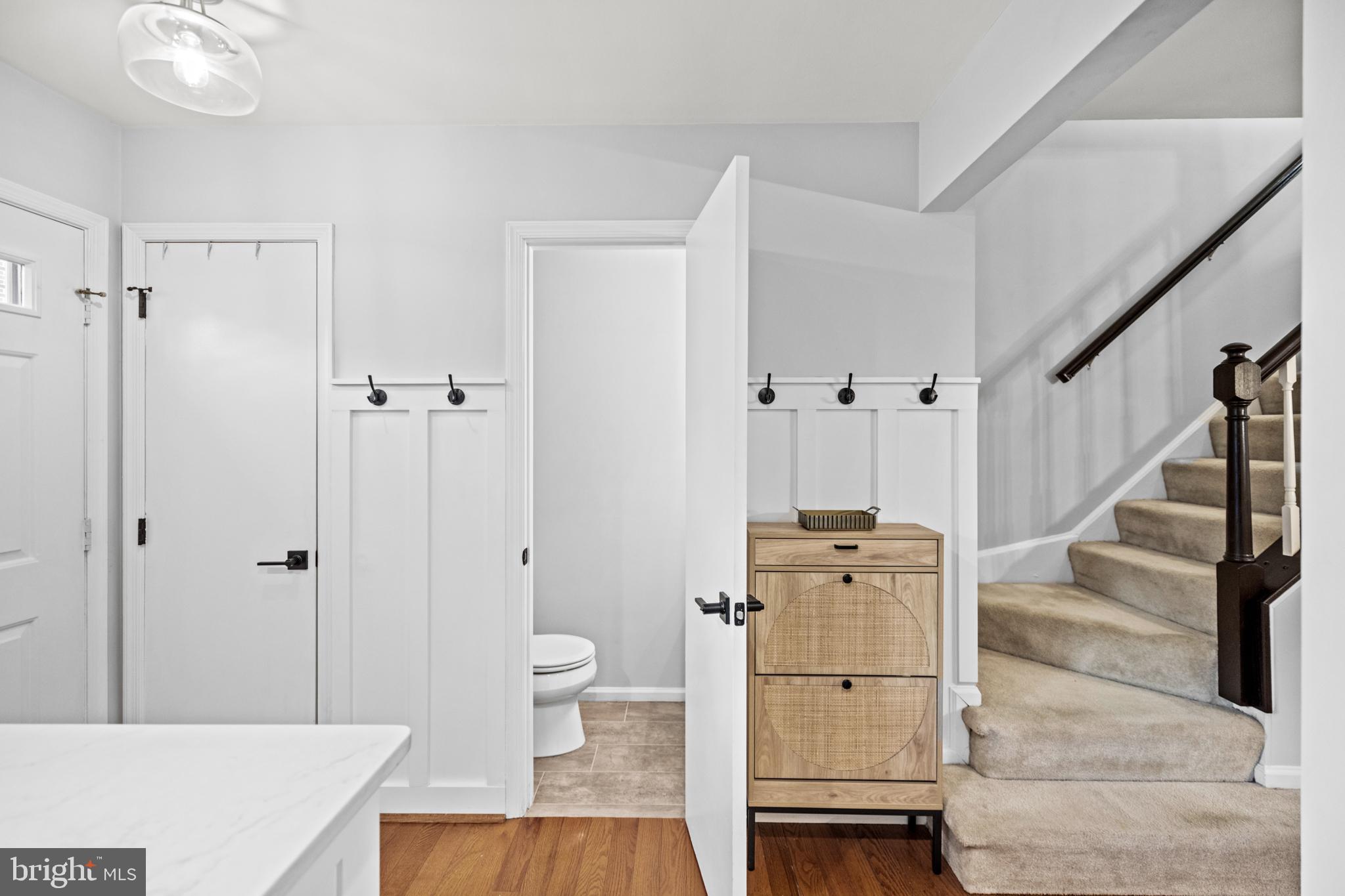 2512 S Arlington Mill Dr #5