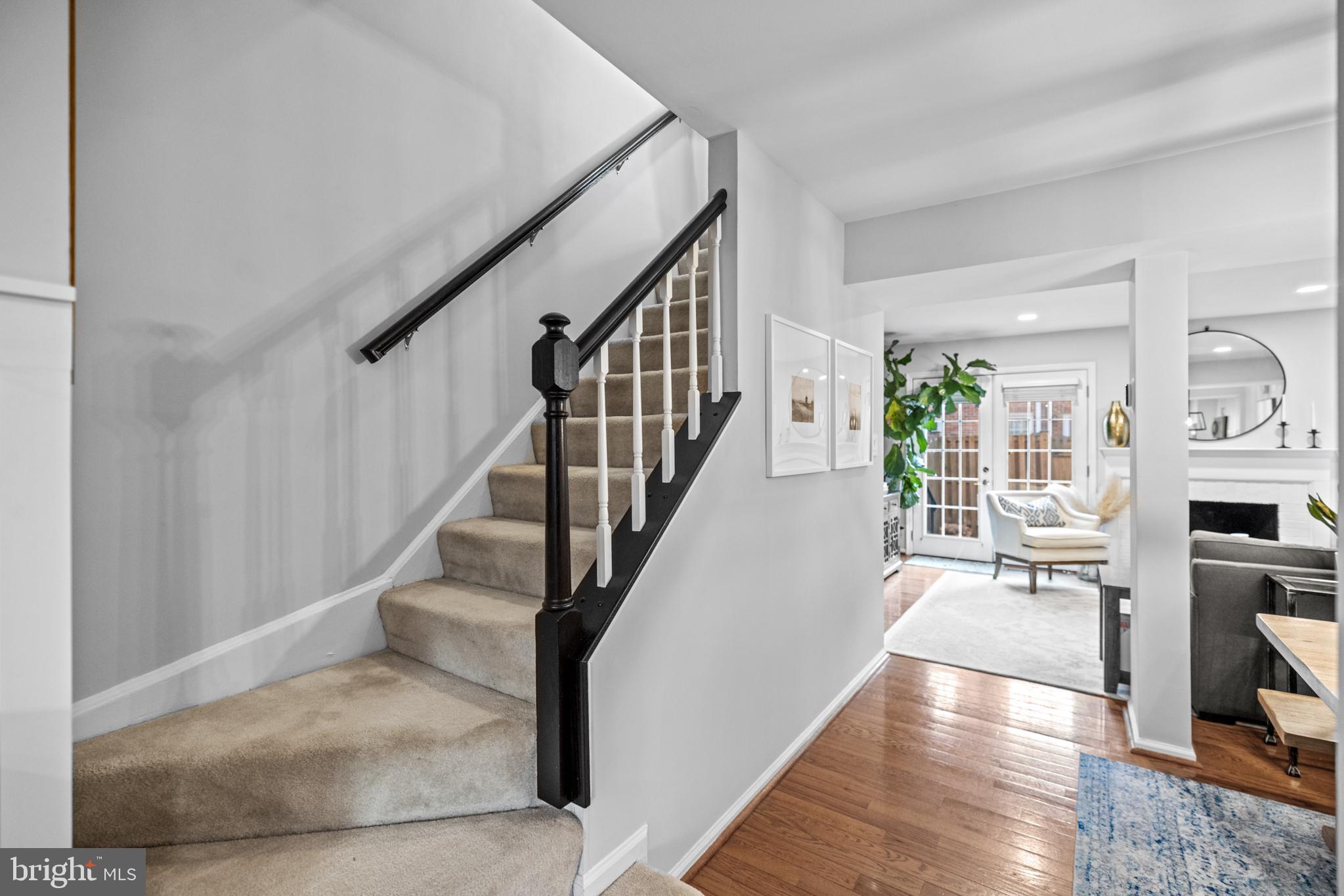 2512 S Arlington Mill Dr #5