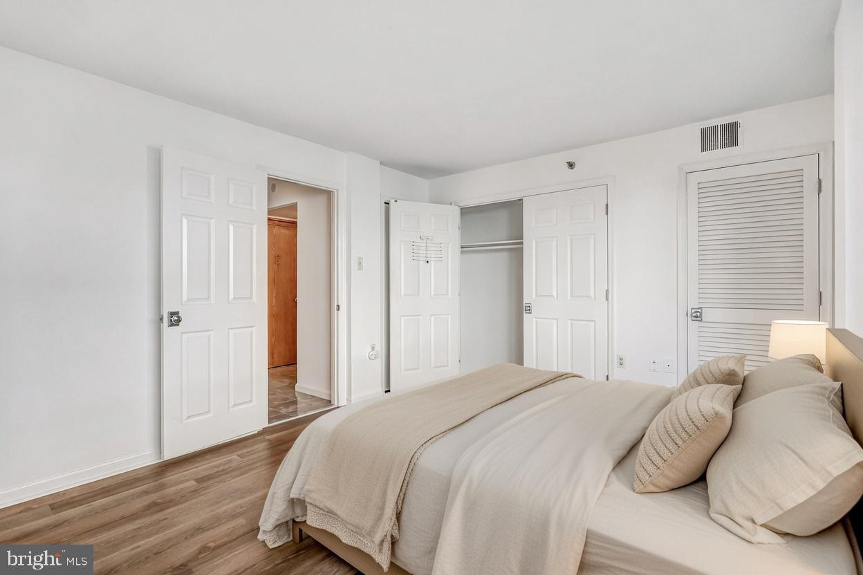 1301 N COURTHOUSE ROAD 705