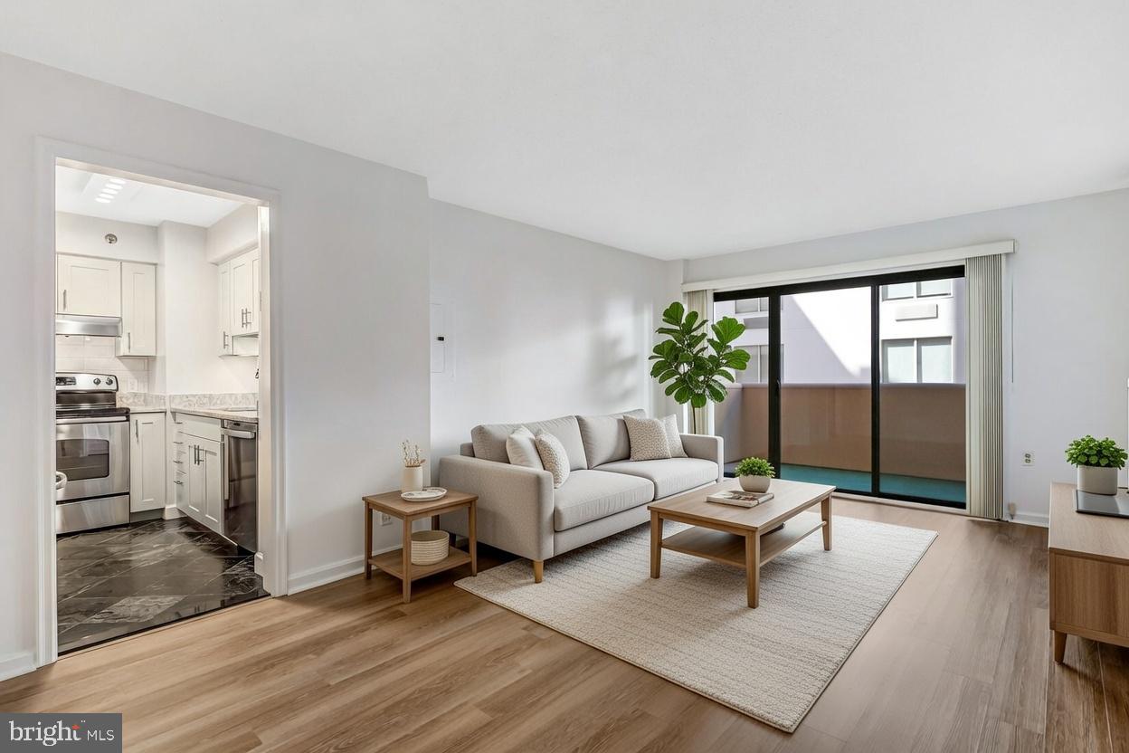 1301 N COURTHOUSE ROAD 705