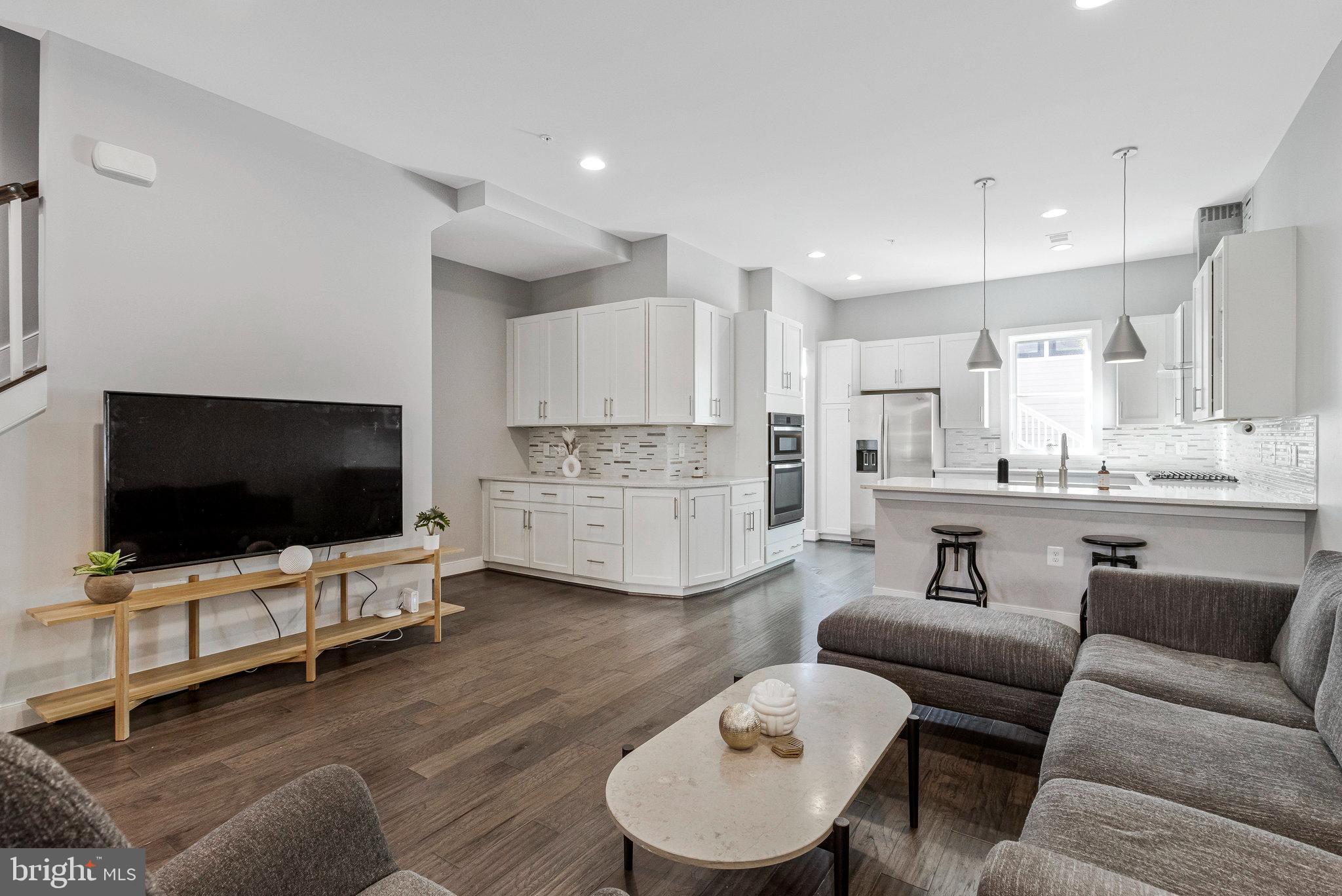 2102 MAIN LINE BOULEVARD