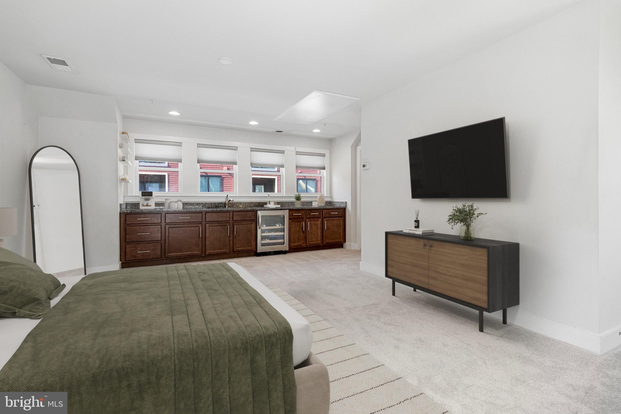 2102 MAIN LINE BOULEVARD