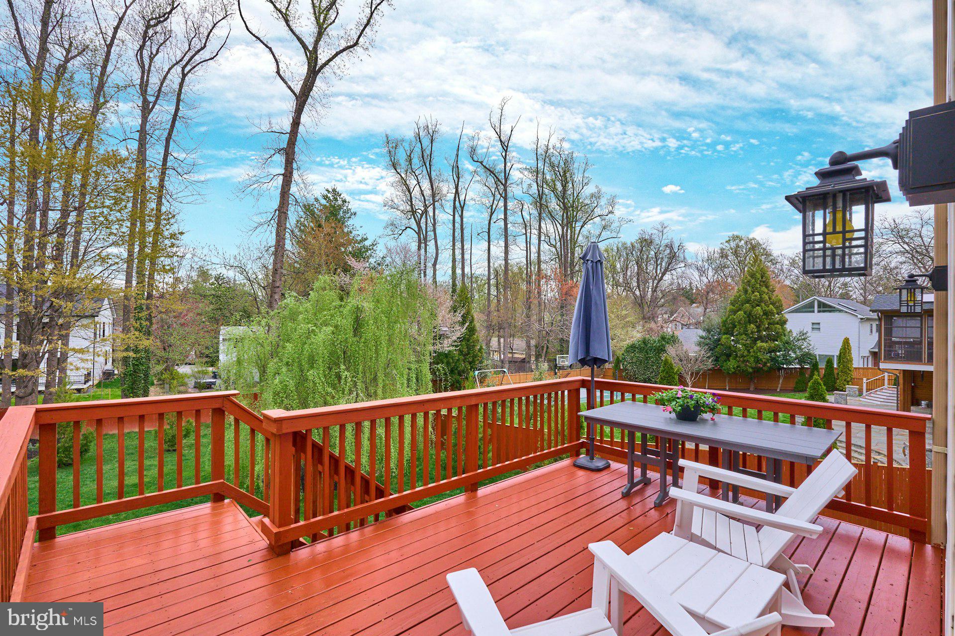2220 Grayson Pl