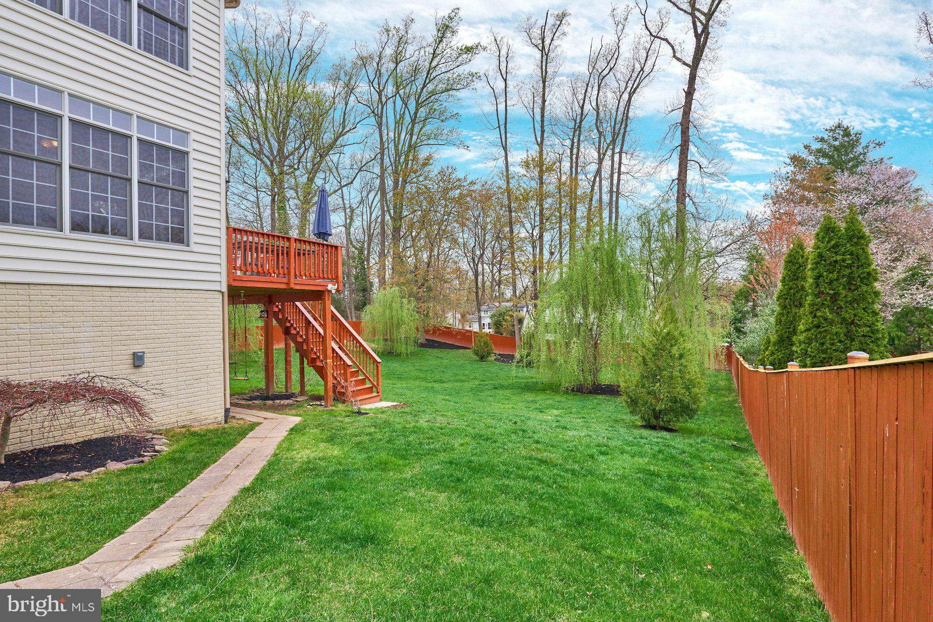 2220 Grayson Pl