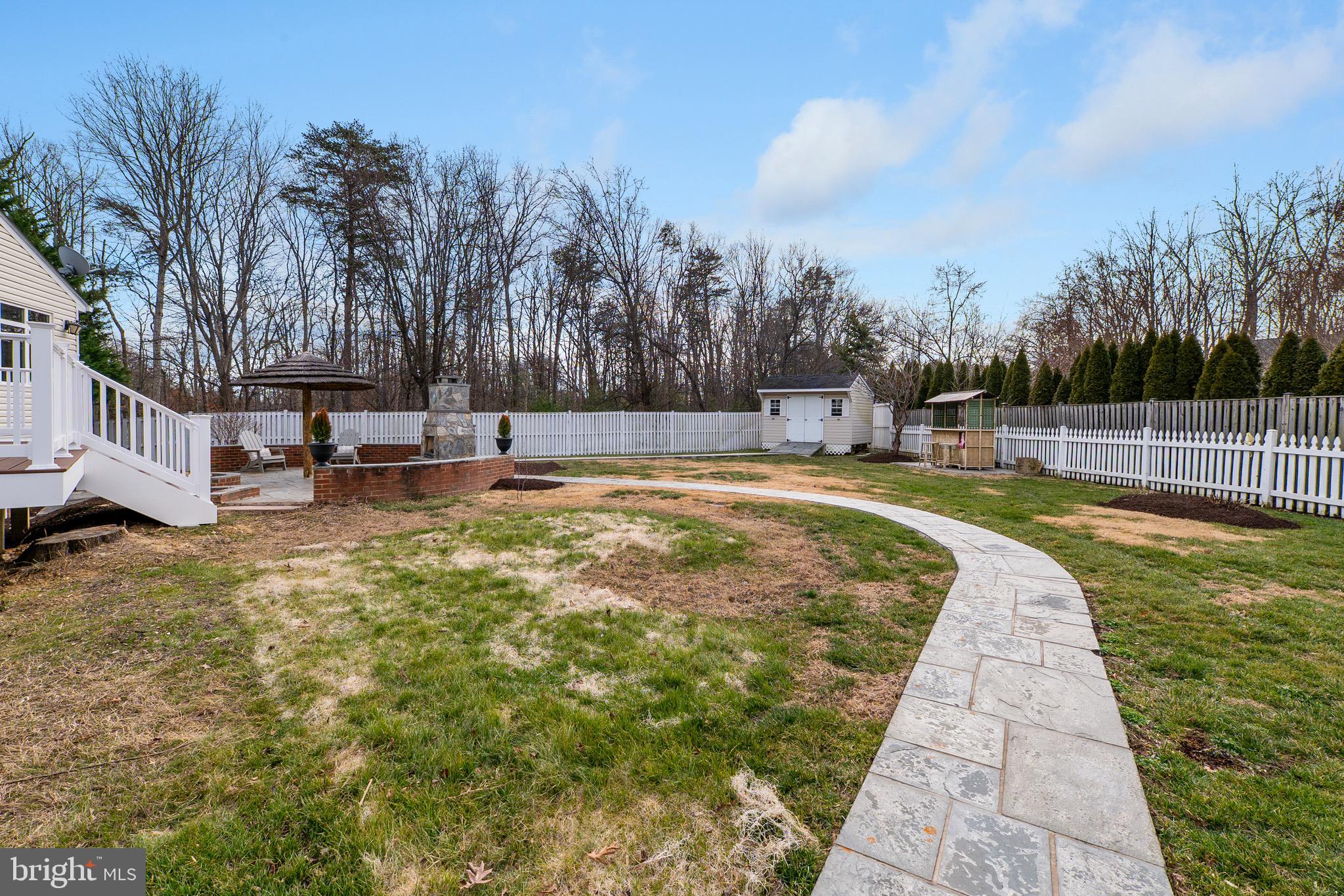 6462 HONEY TREE COURT