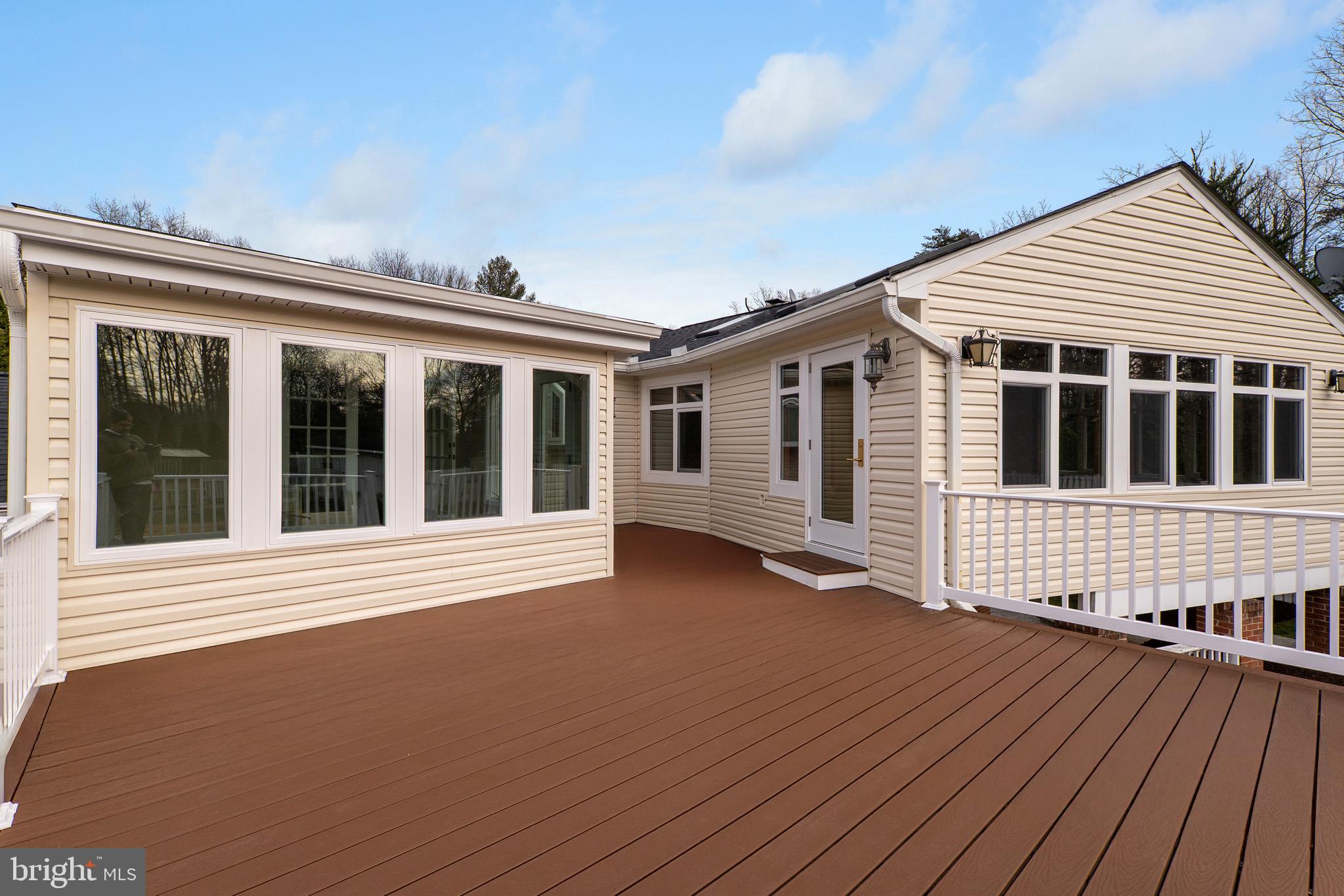 6462 HONEY TREE COURT