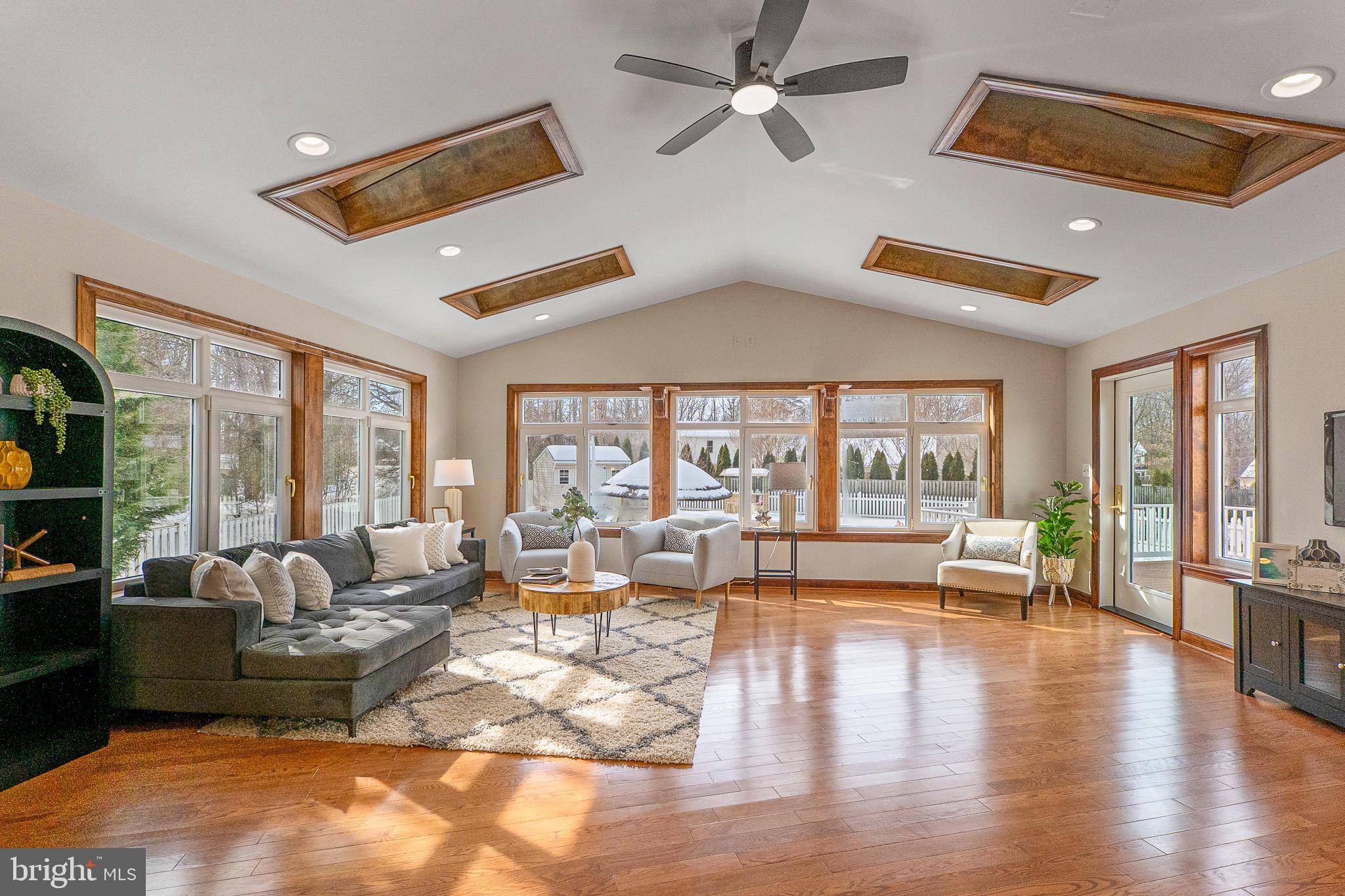 6462 HONEY TREE COURT