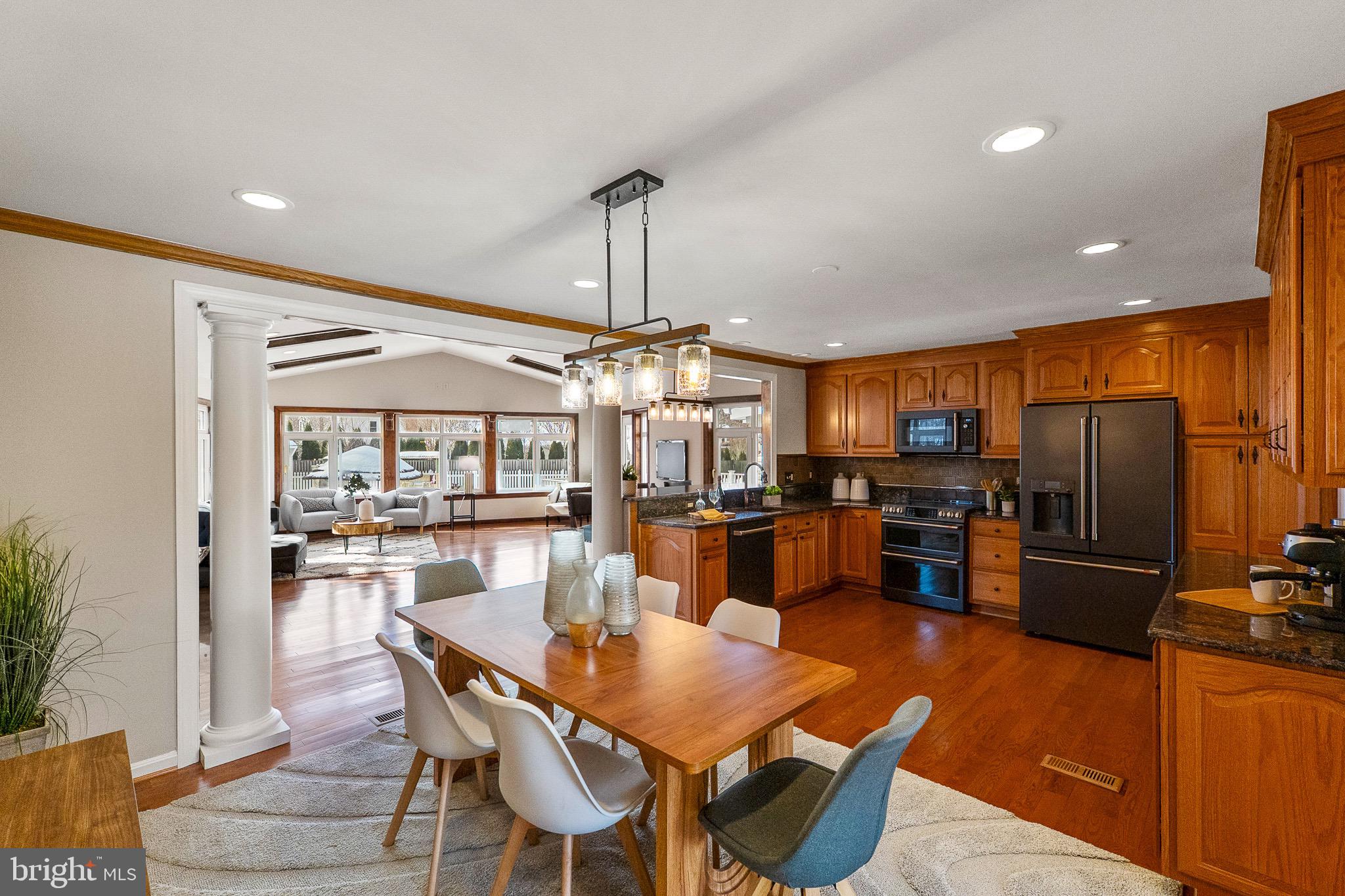 6462 HONEY TREE COURT