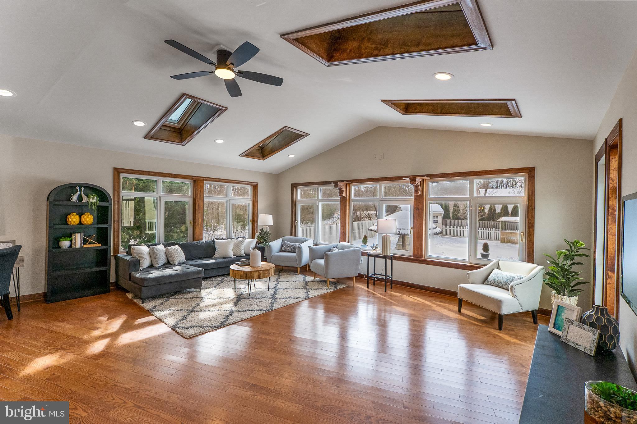 6462 HONEY TREE COURT