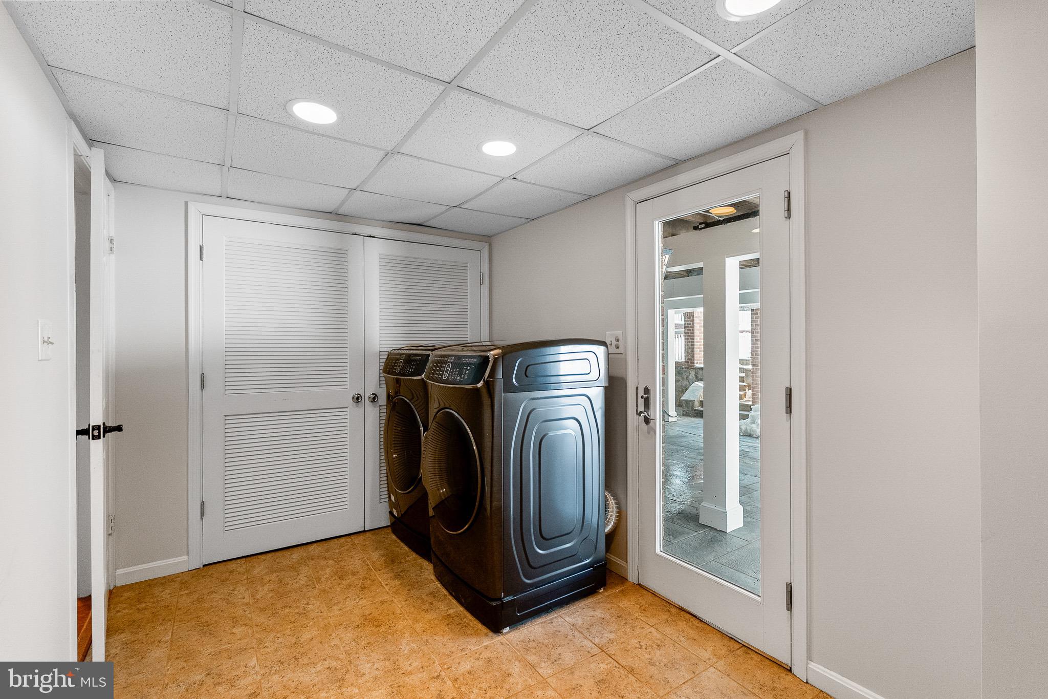 6462 HONEY TREE COURT