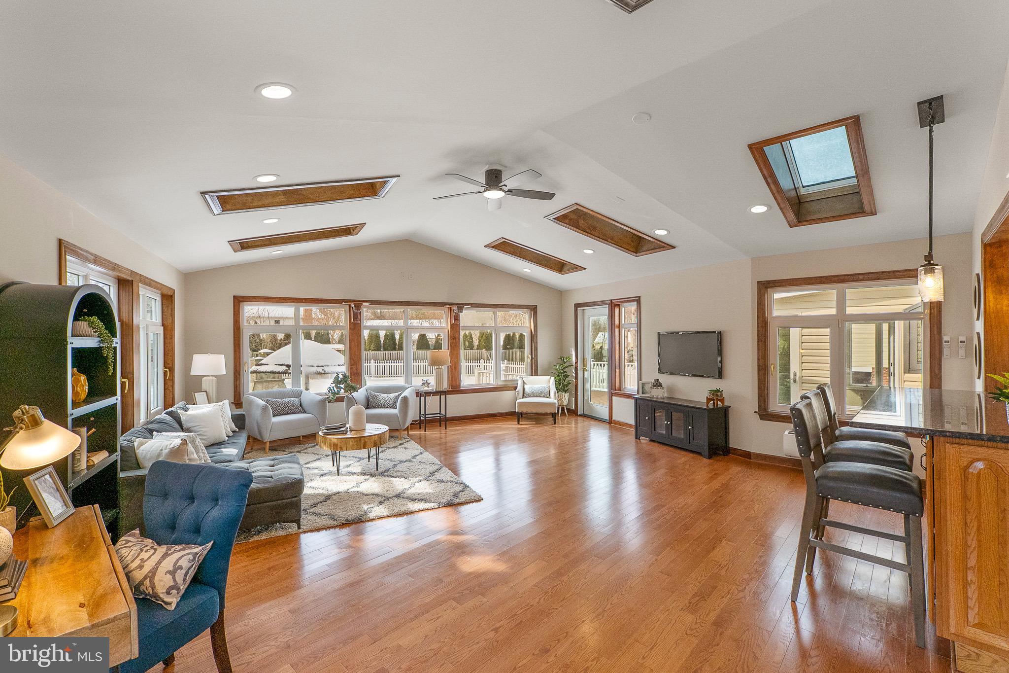 6462 HONEY TREE COURT