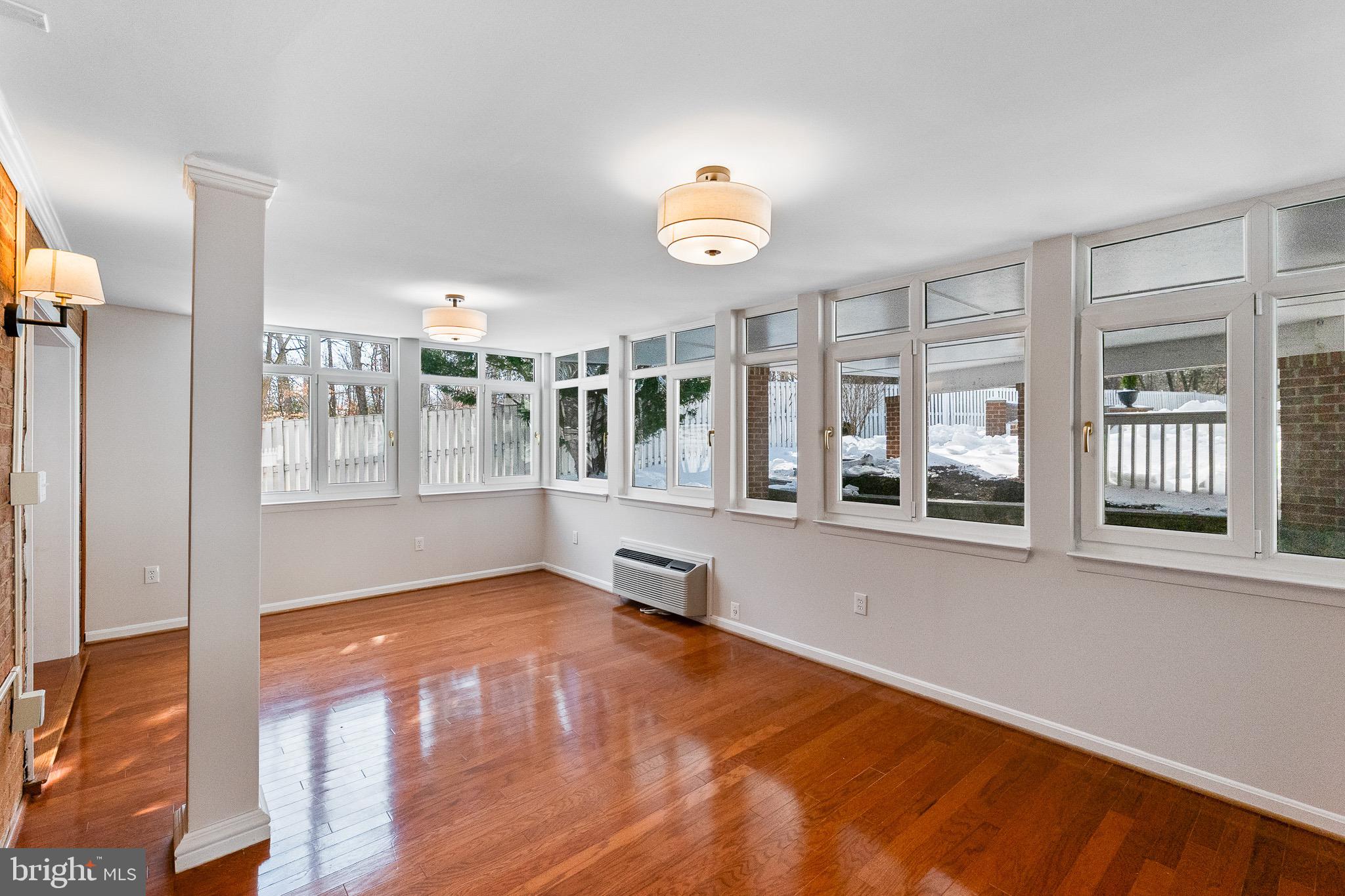 6462 HONEY TREE COURT