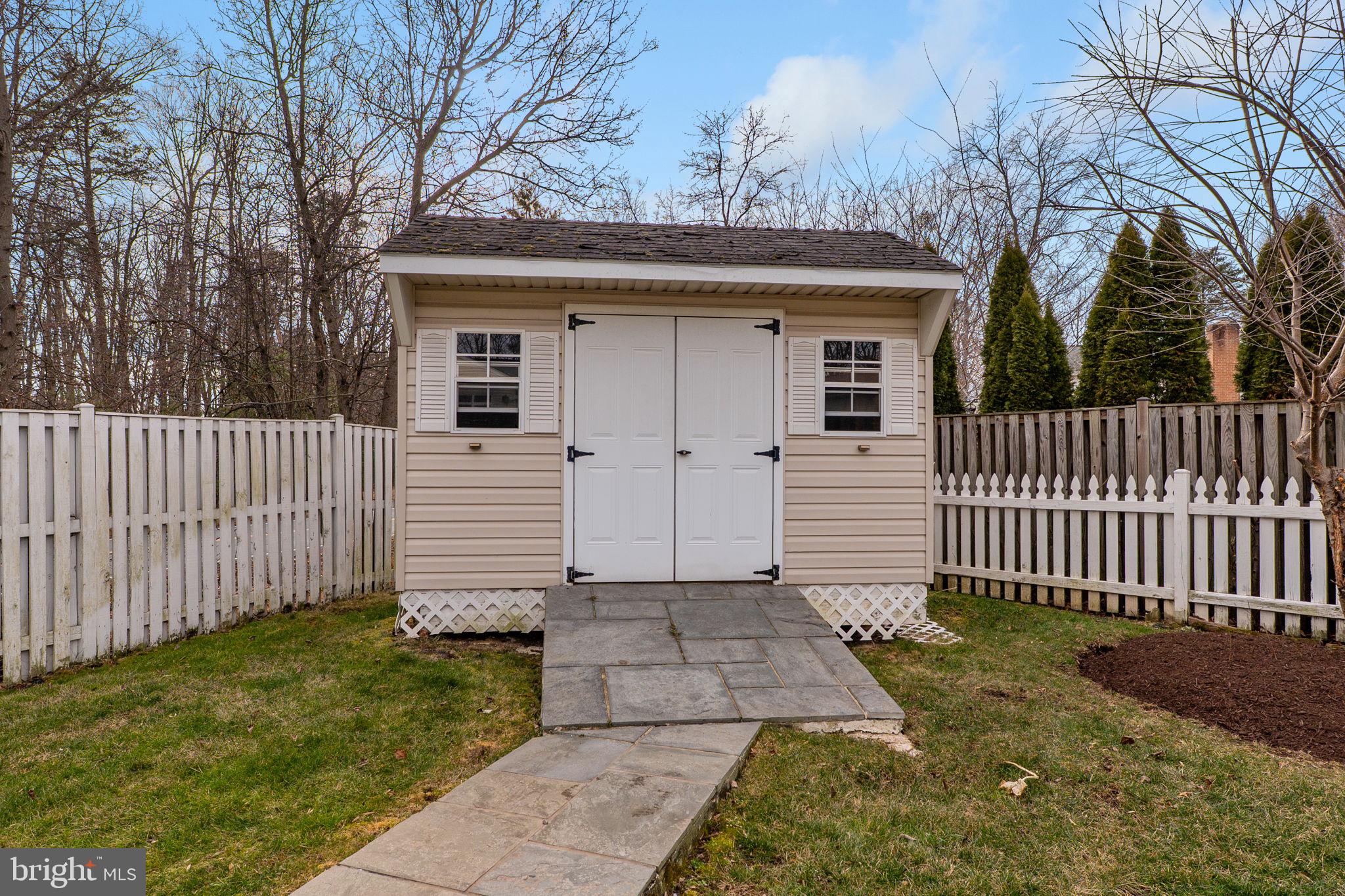 6462 HONEY TREE COURT