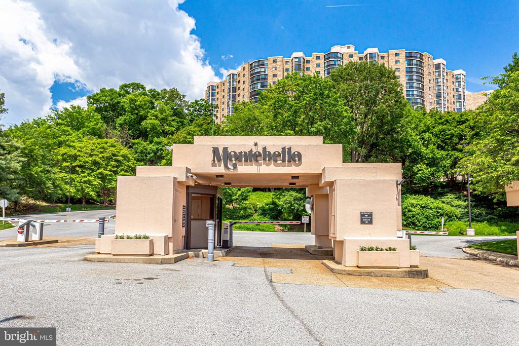 5902 MOUNT EAGLE DRIVE 303