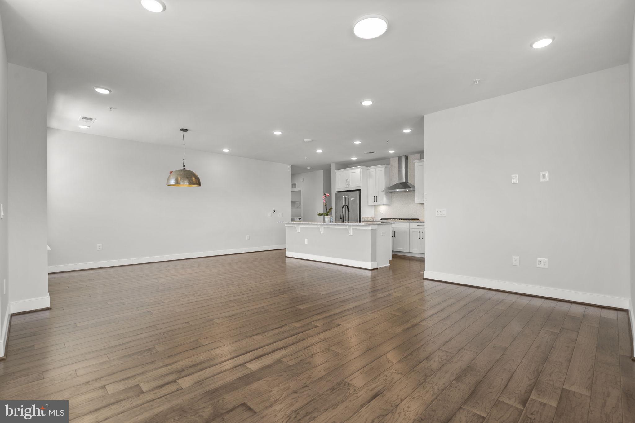 11200 RESTON STATION BOULEVARD 208