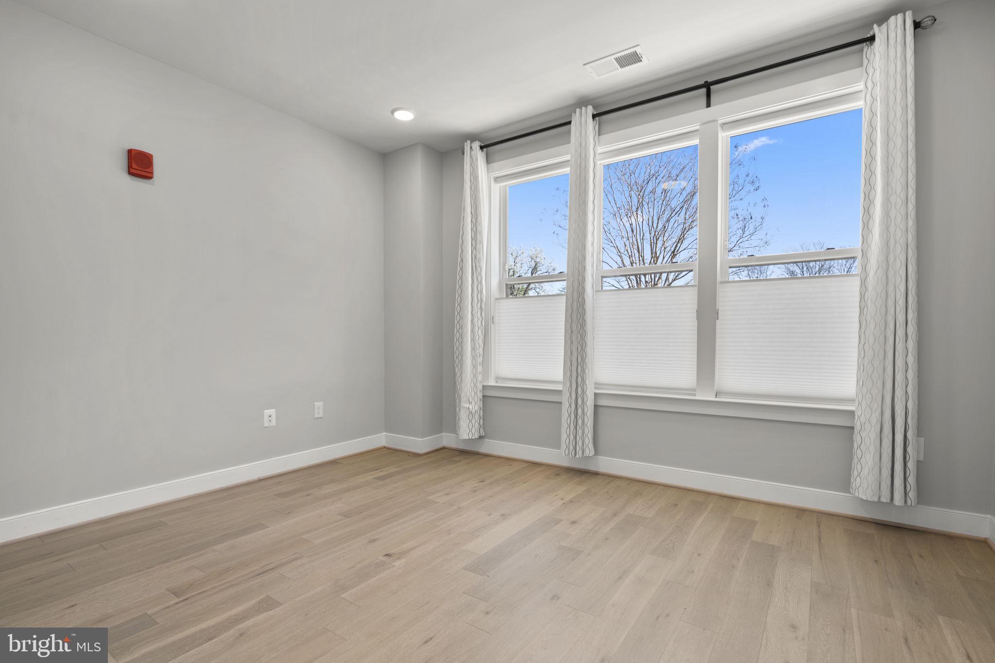 11200 RESTON STATION BOULEVARD 208