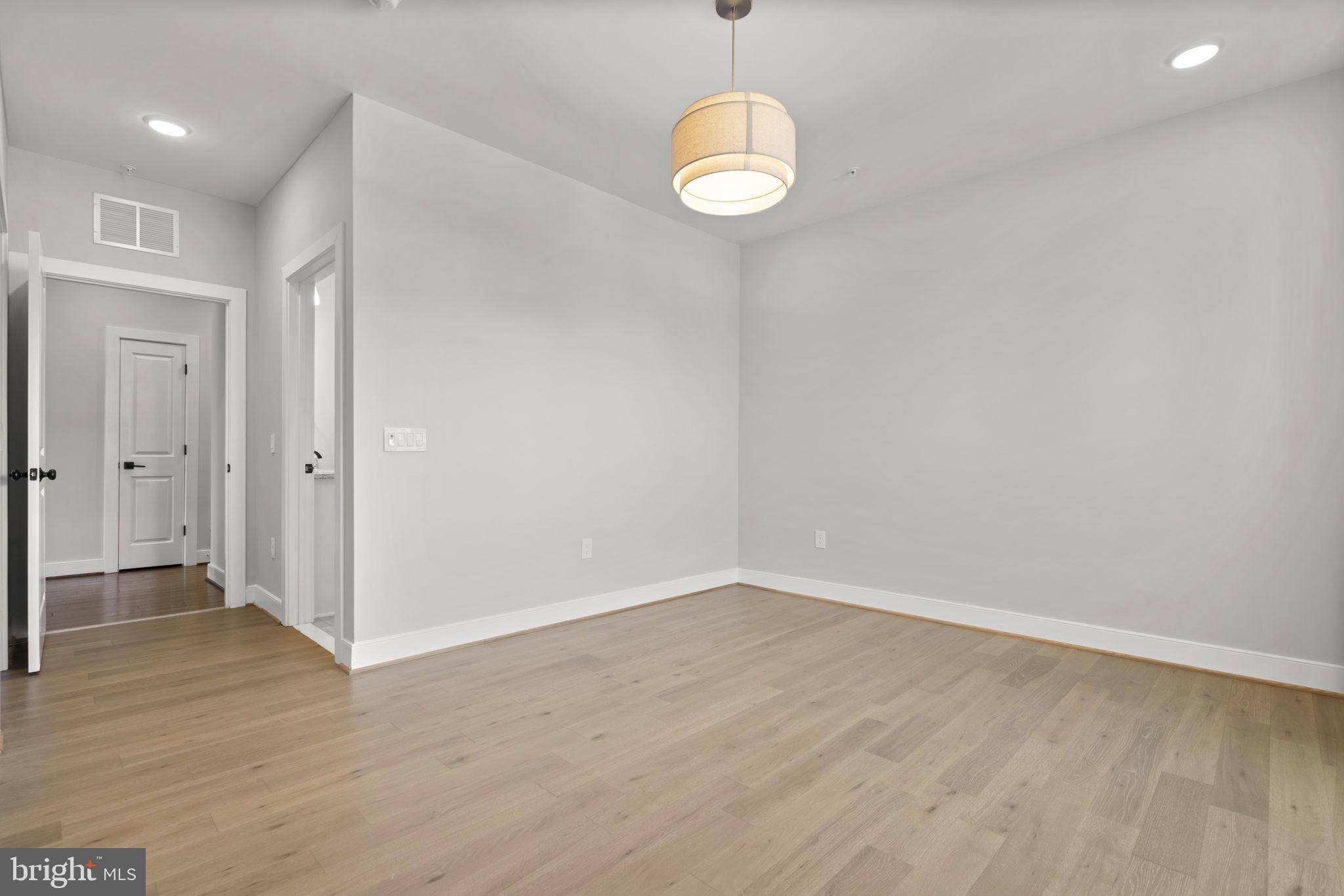 11200 RESTON STATION BOULEVARD 208