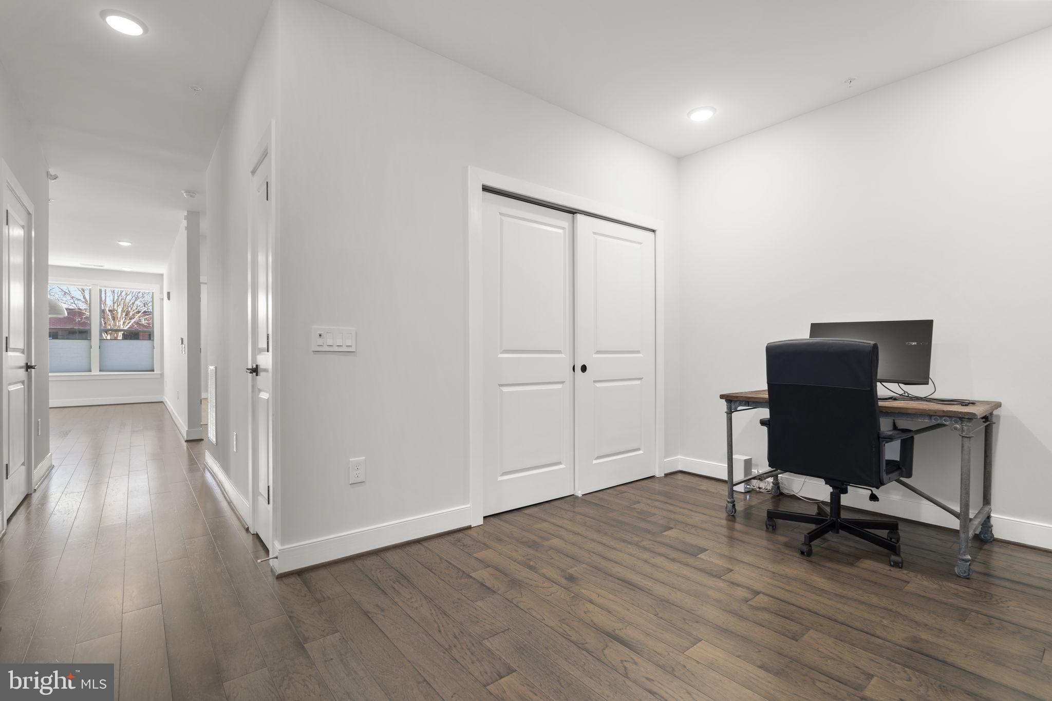 11200 RESTON STATION BOULEVARD 208