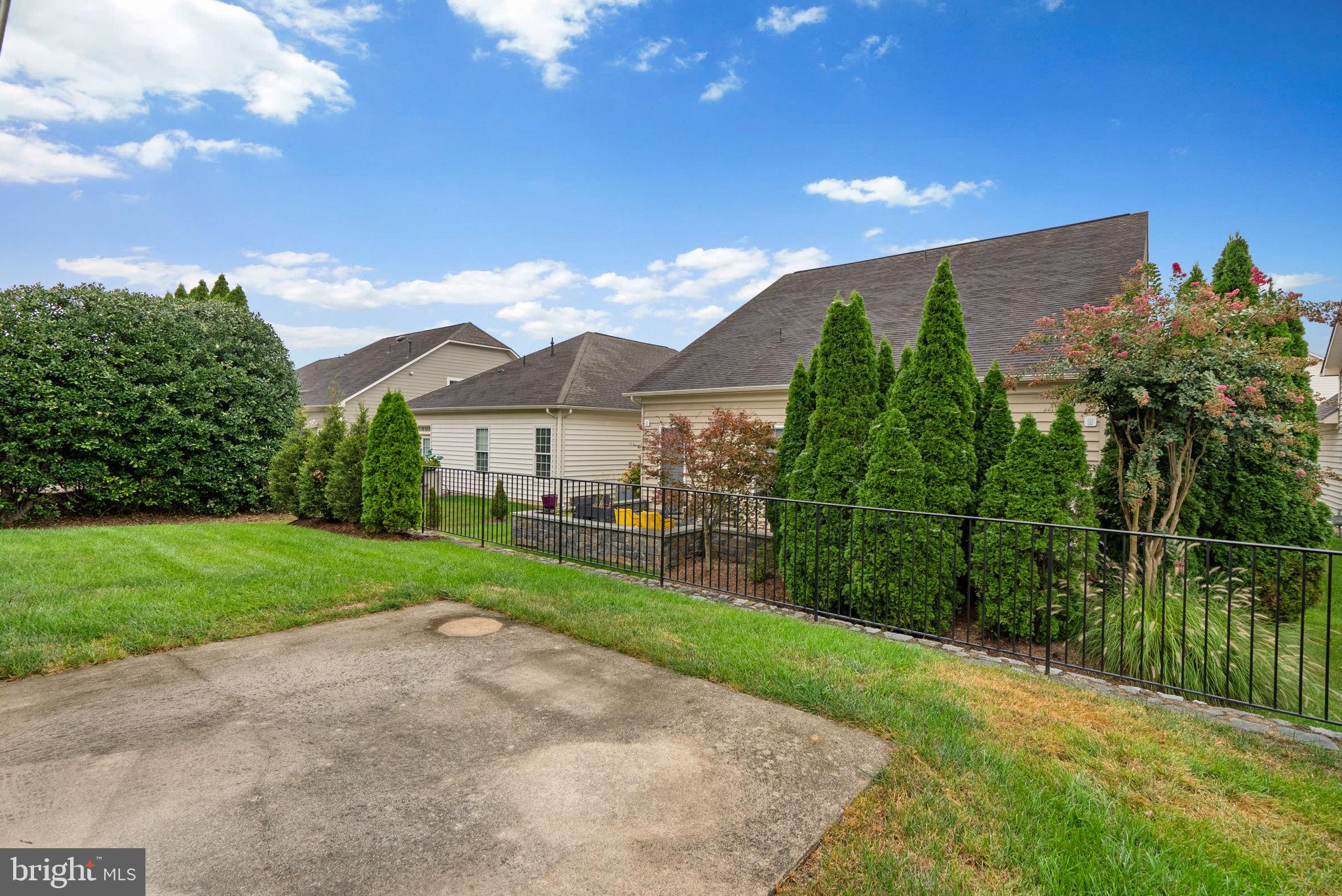 44357 SUNSET MAPLE DRIVE