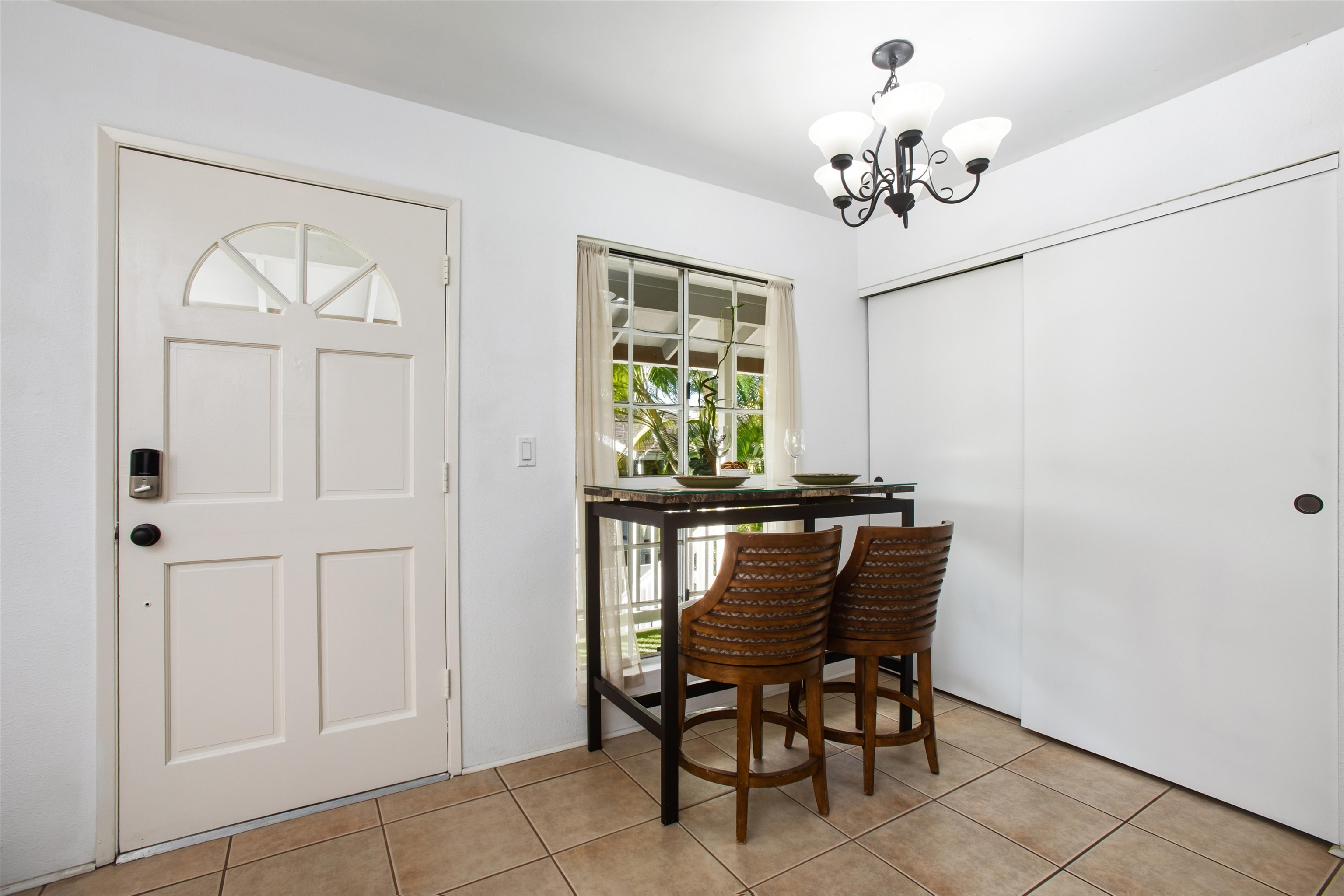 160 KEONEKAI Rd Unit: 7201