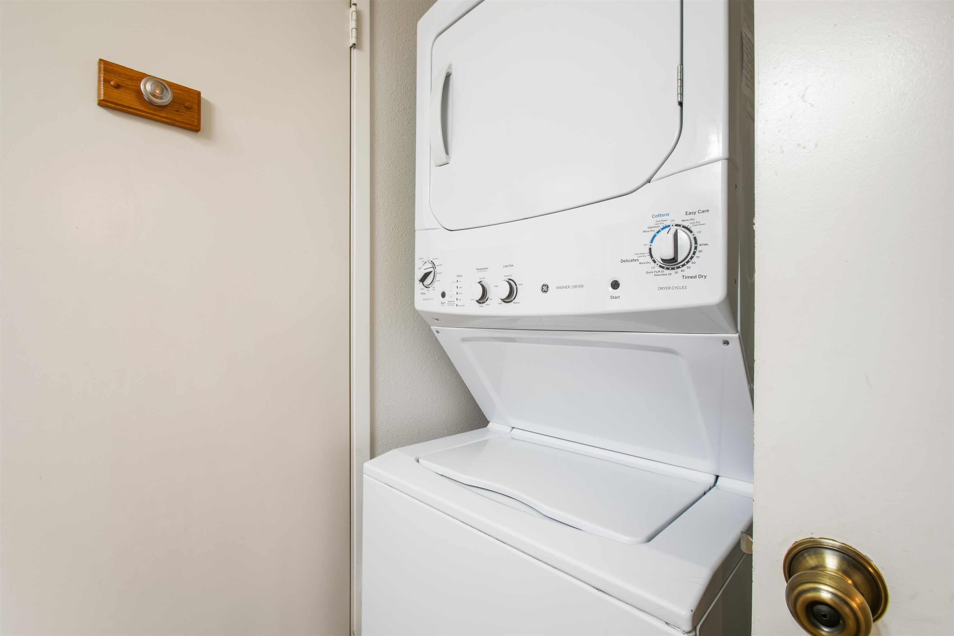 160 KEONEKAI Rd Unit: 7201