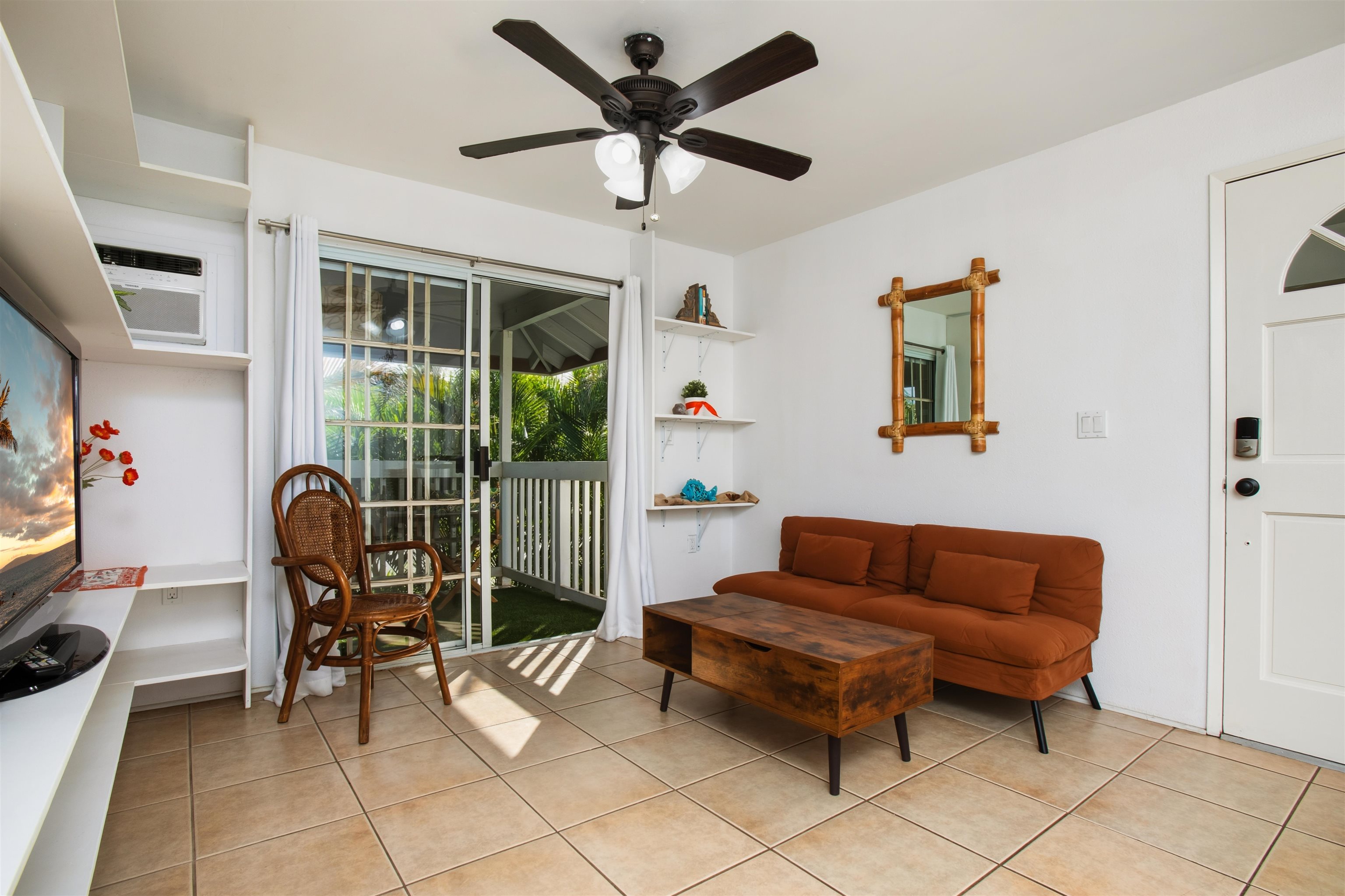 160 KEONEKAI Rd Unit: 7201