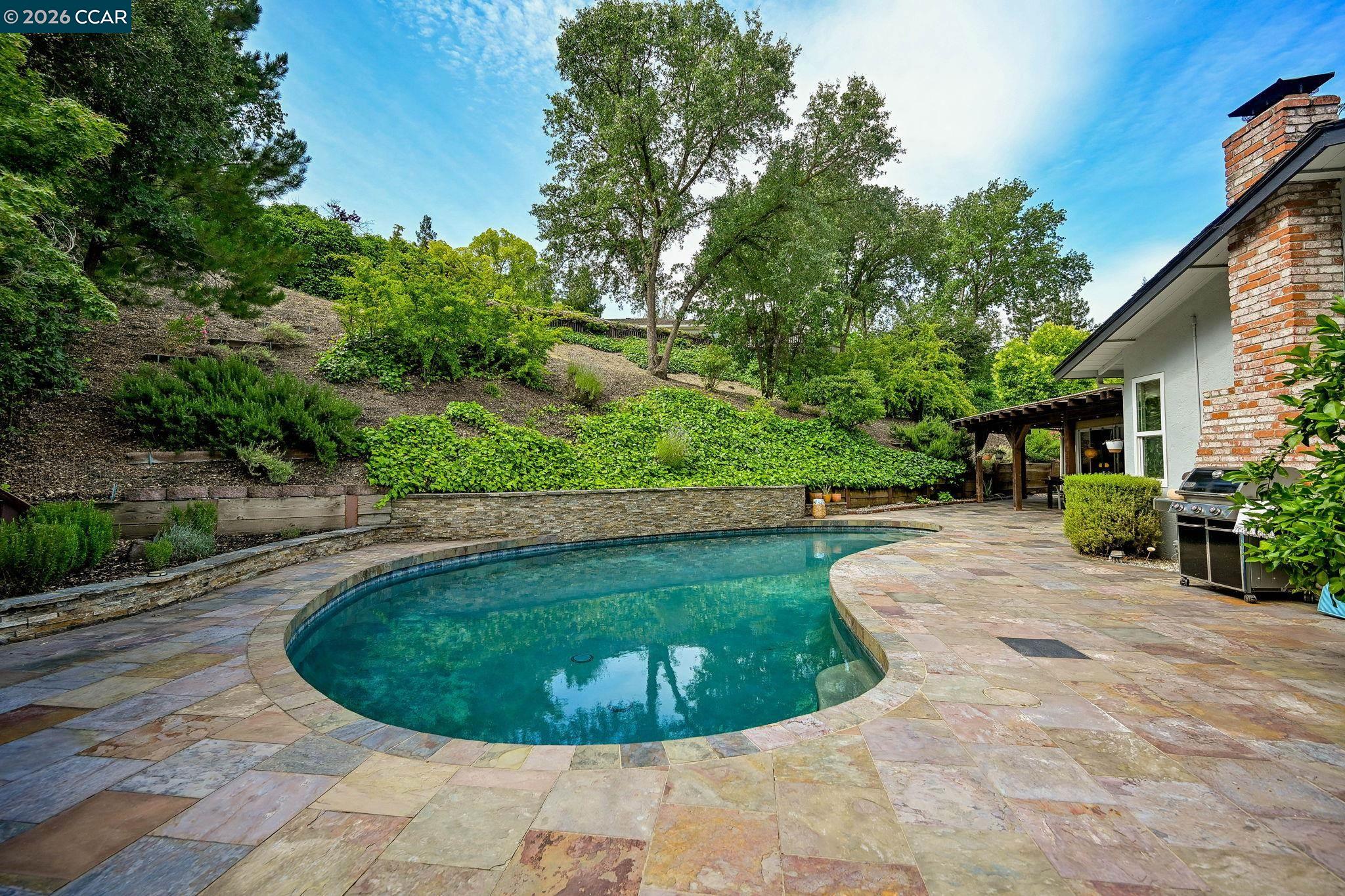 56 Baja Loma Ct