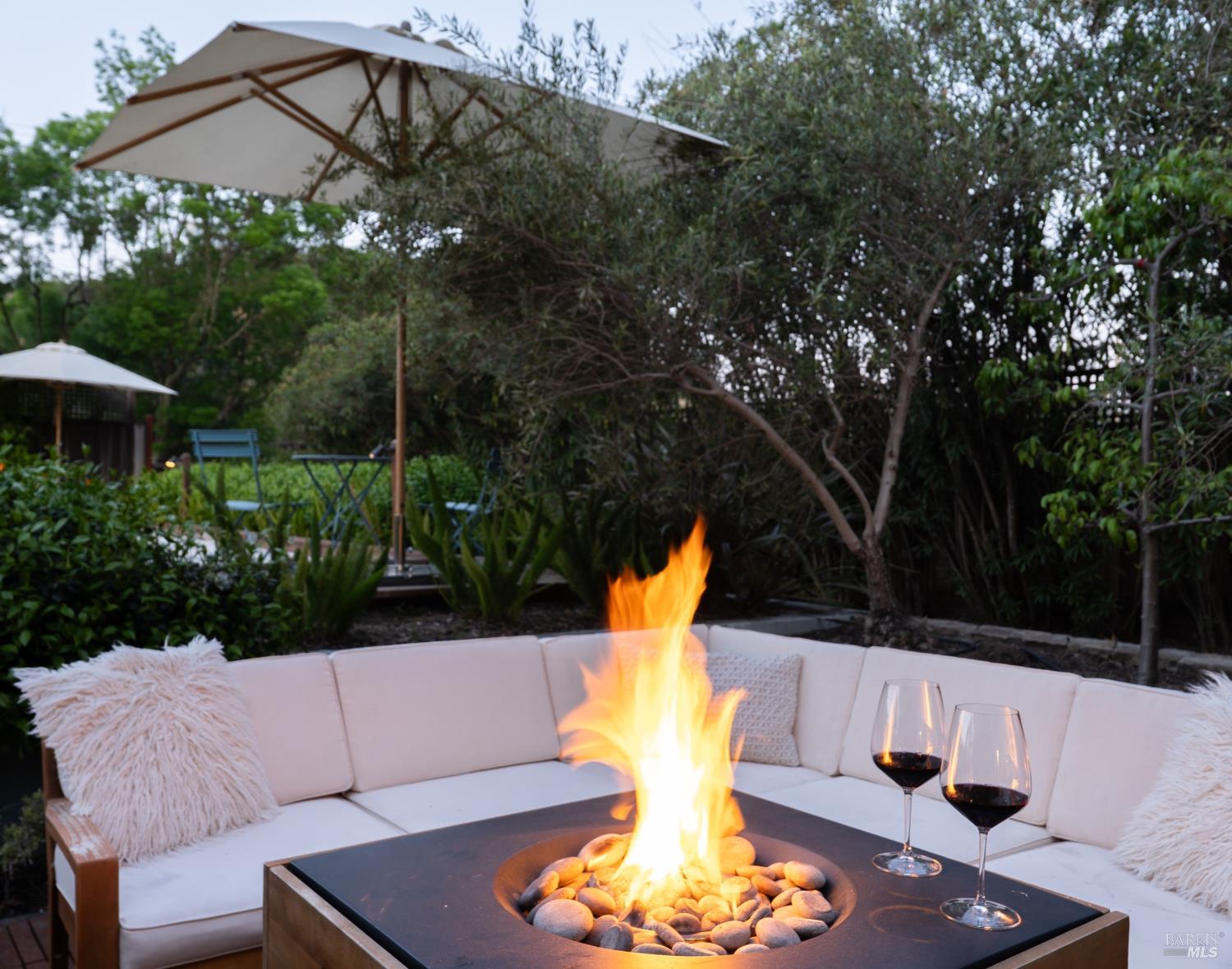 7433 Saint Helena Hwy