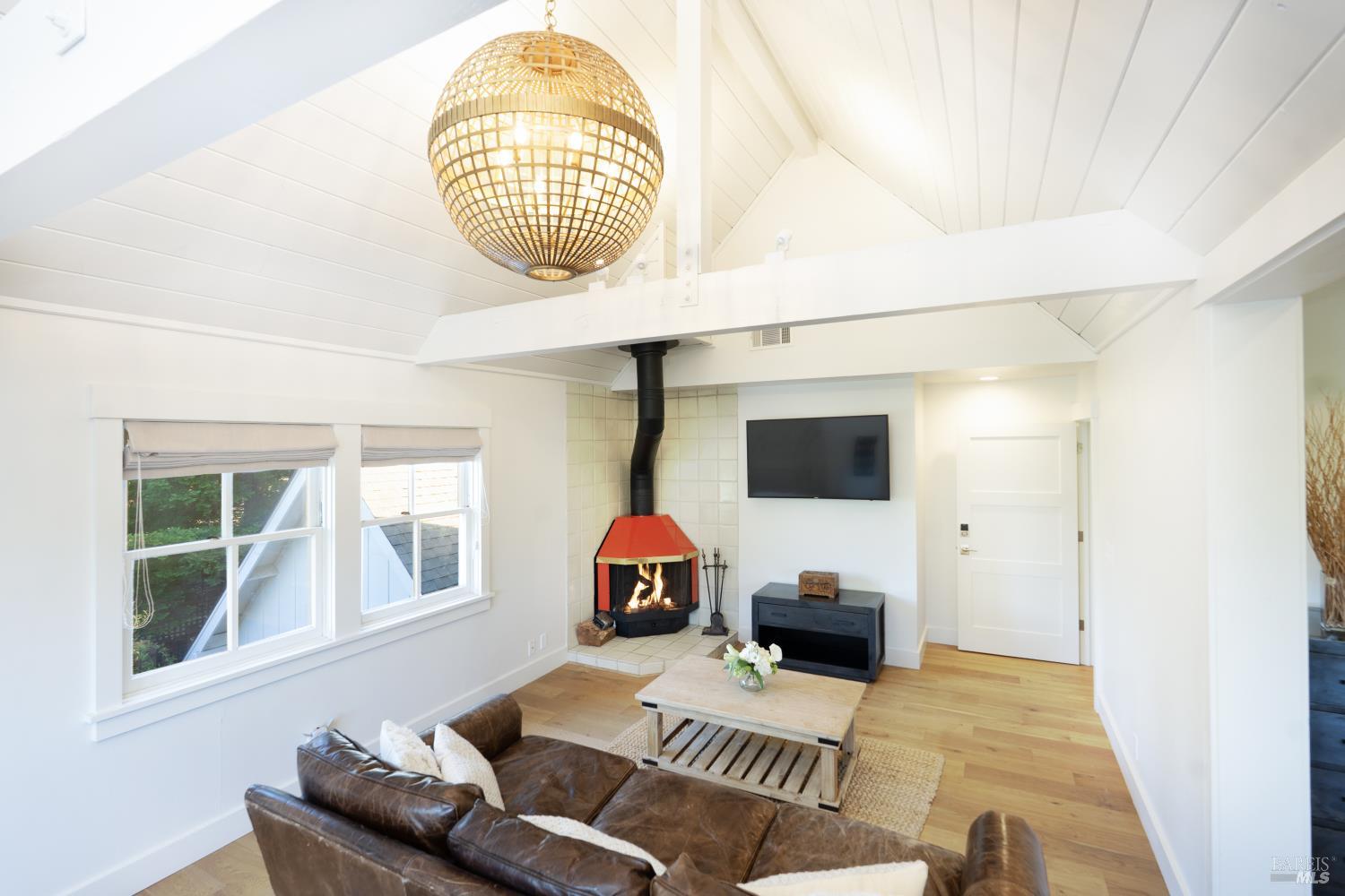 7433 Saint Helena Hwy