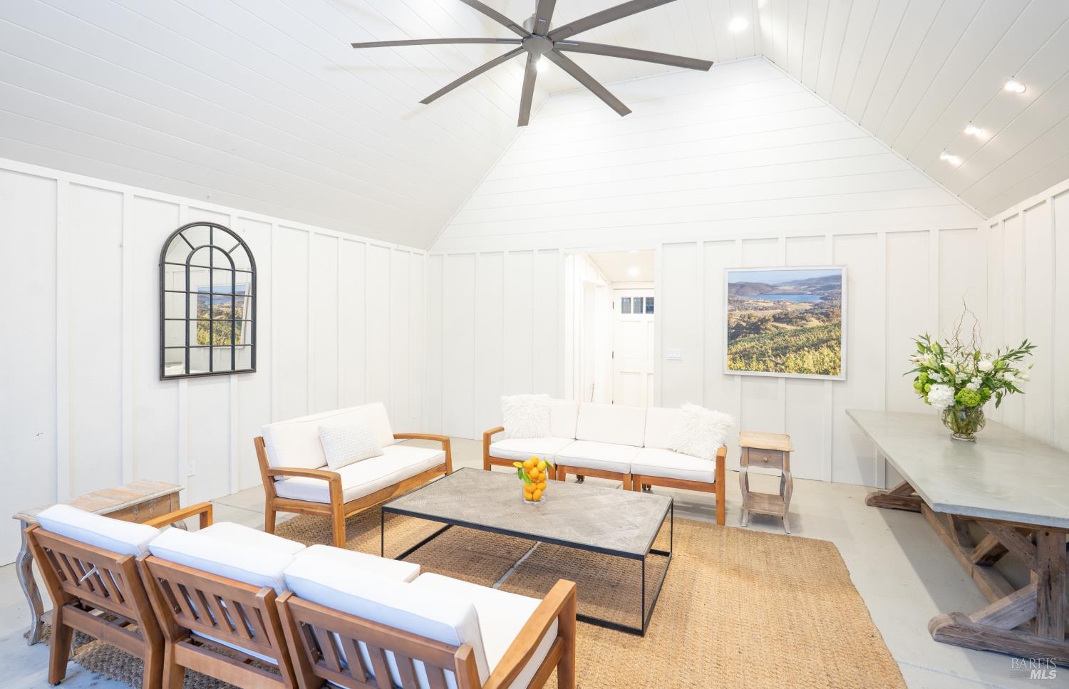 7433 Saint Helena Hwy