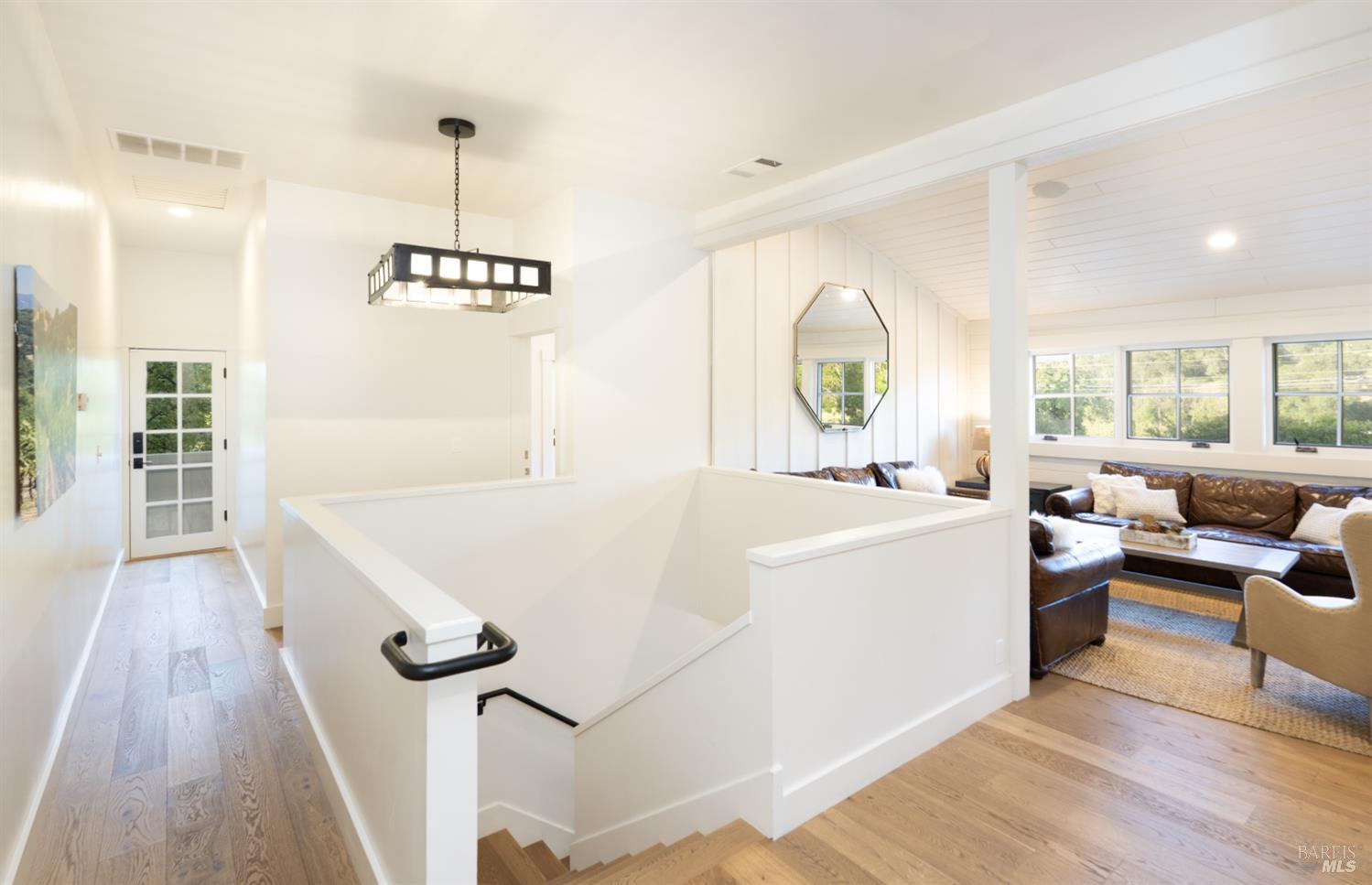 7433 Saint Helena Hwy