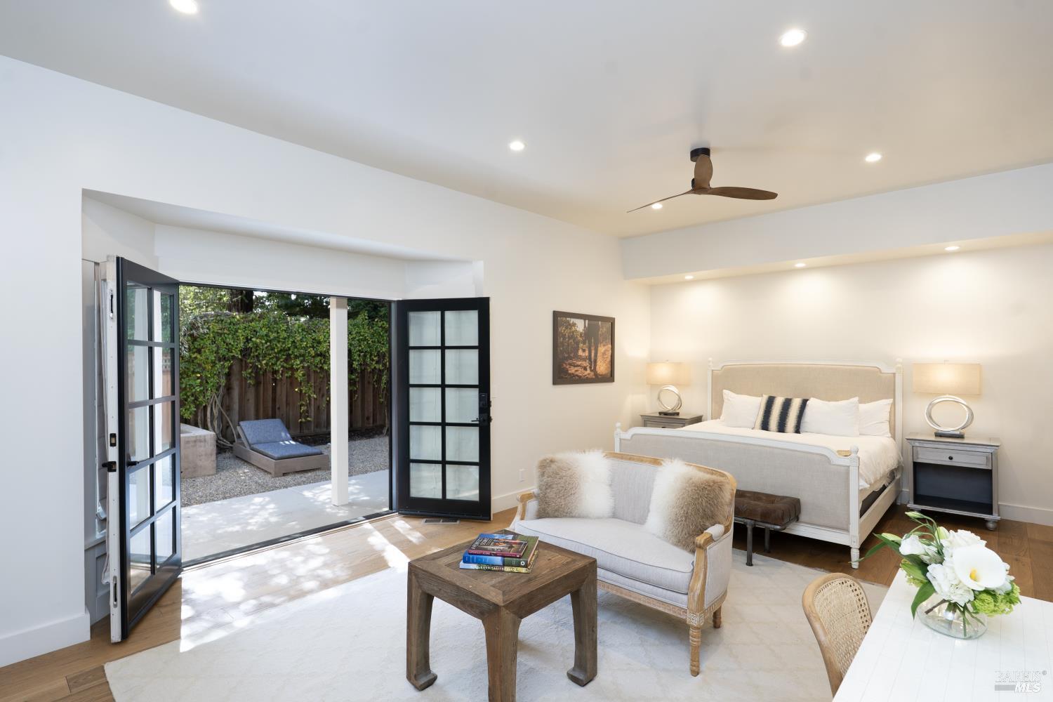 7433 Saint Helena Hwy