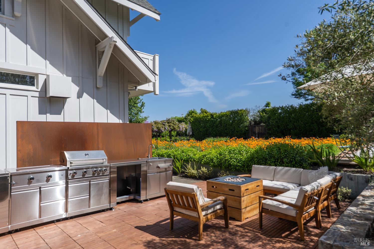 7433 Saint Helena Hwy