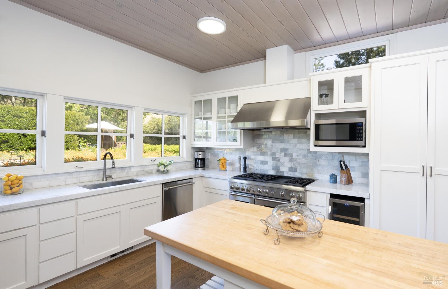 7433 Saint Helena Hwy